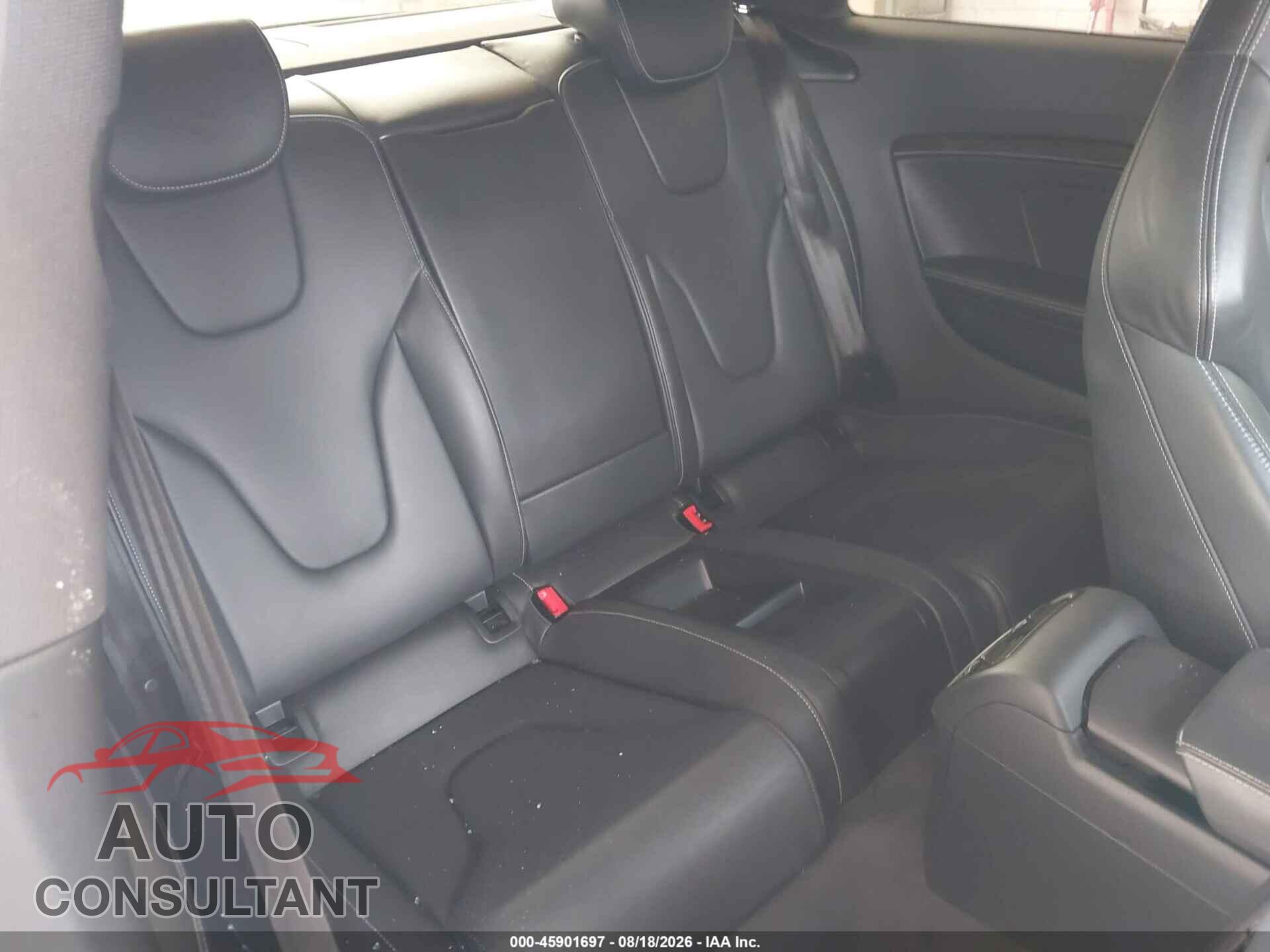 AUDI S5 2014 - WAUCGAFR8EA015302