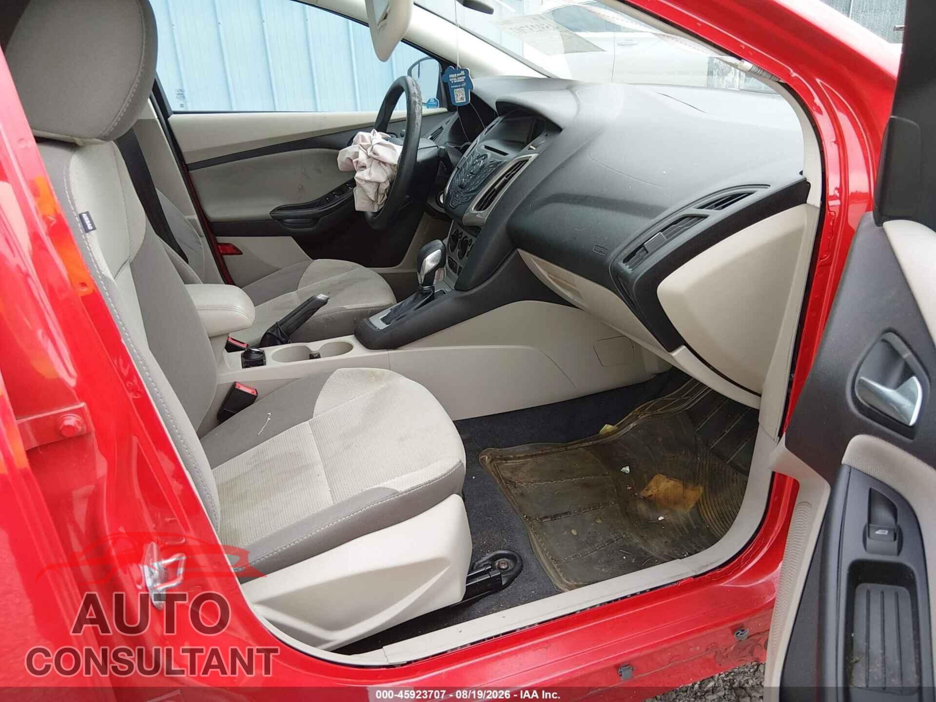FORD FOCUS 2014 - 1FADP3F25EL235223