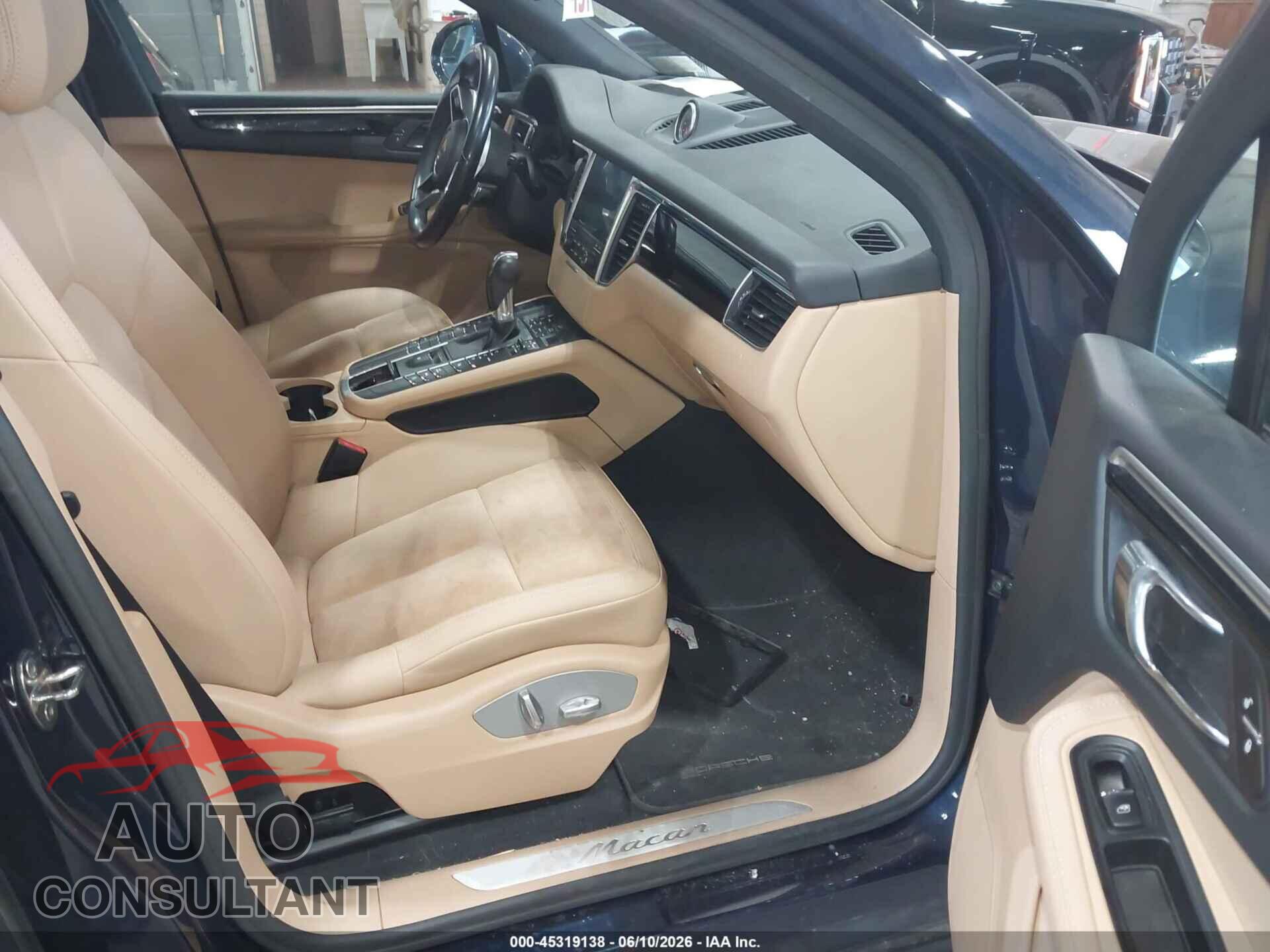 PORSCHE MACAN 2017 - WP1AA2A52HLB02013