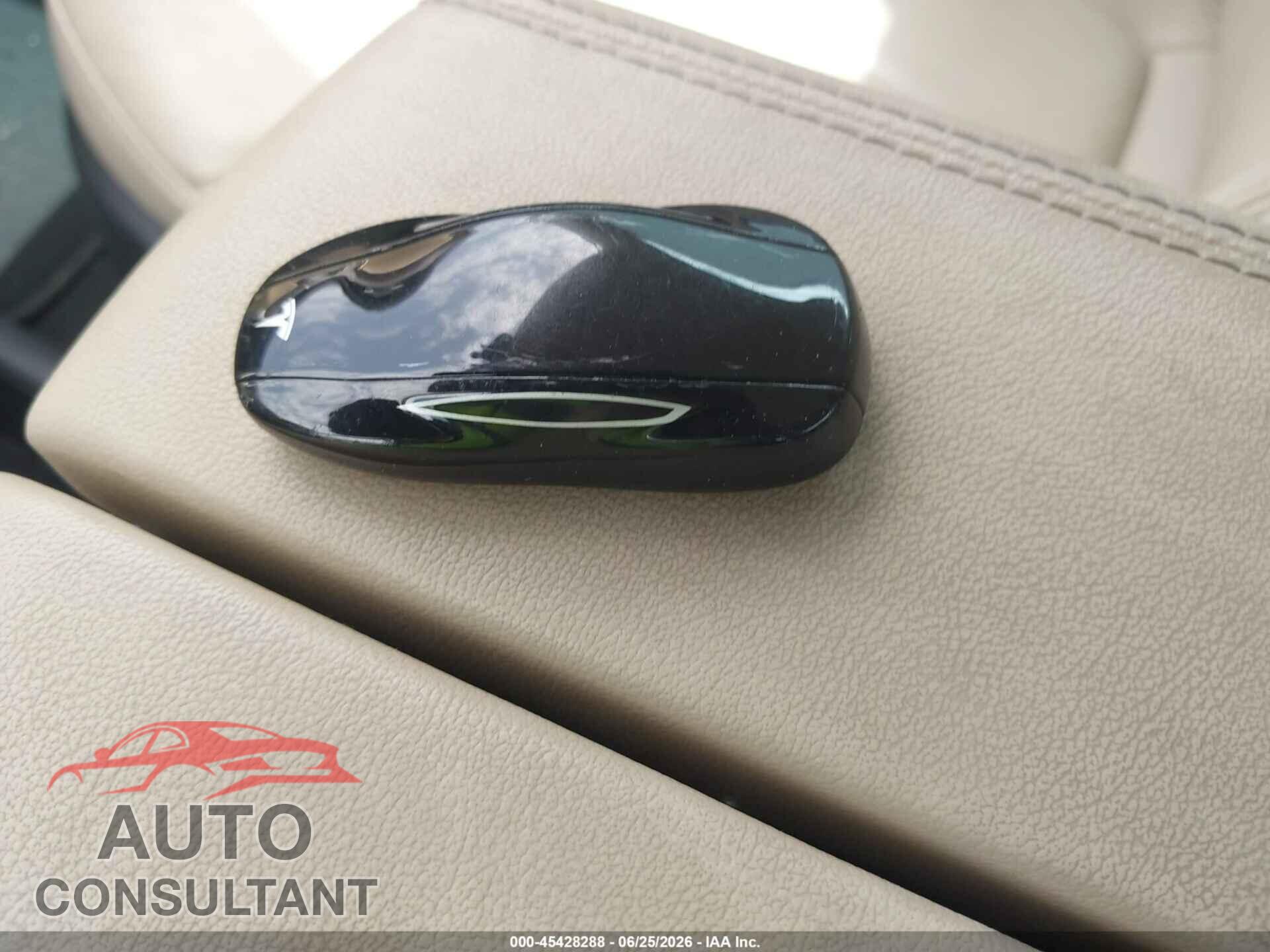 TESLA MODEL S 2013 - 5YJSA1DN4DFP19986