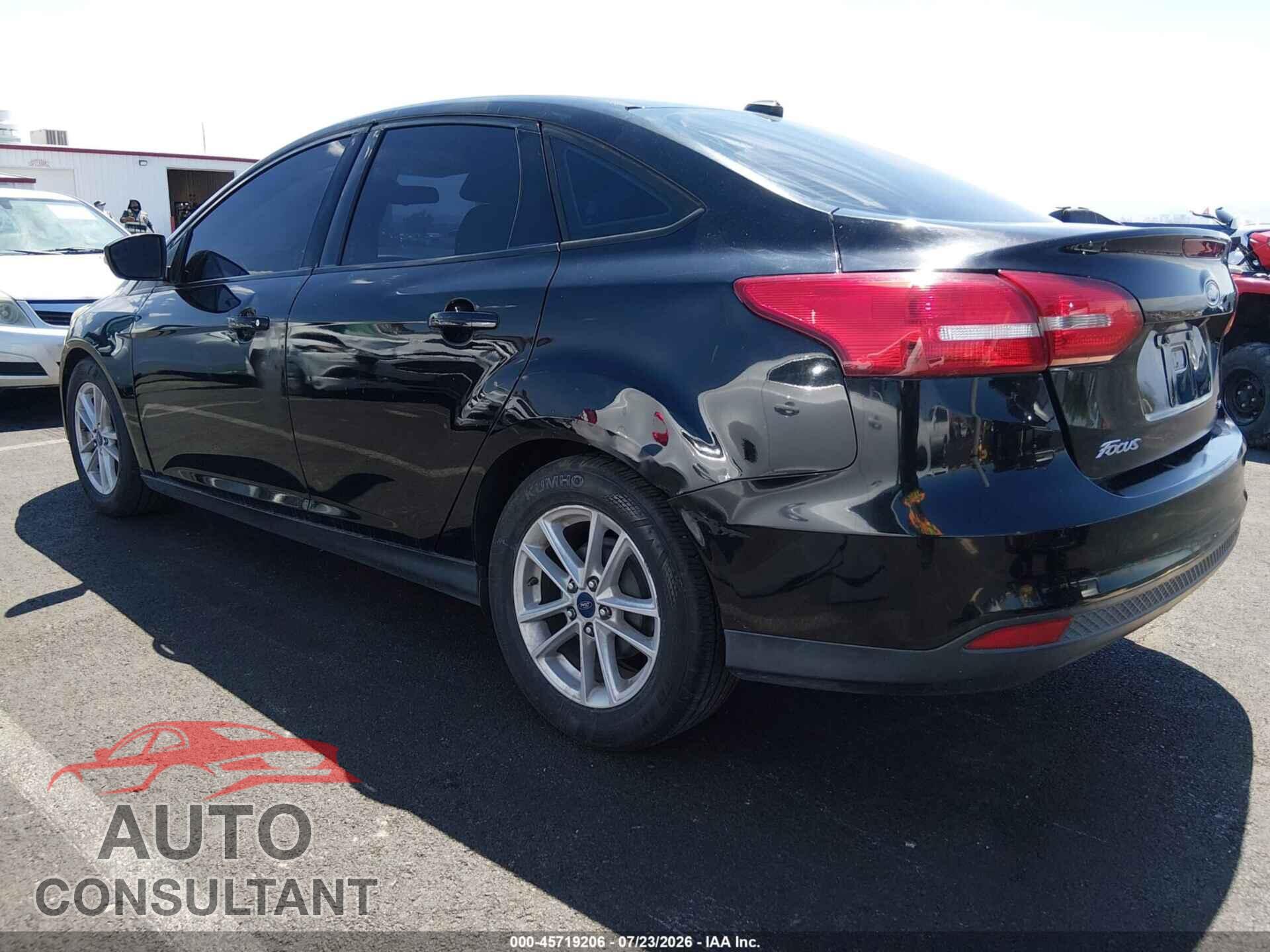 FORD FOCUS 2017 - 1FADP3F21HL279367