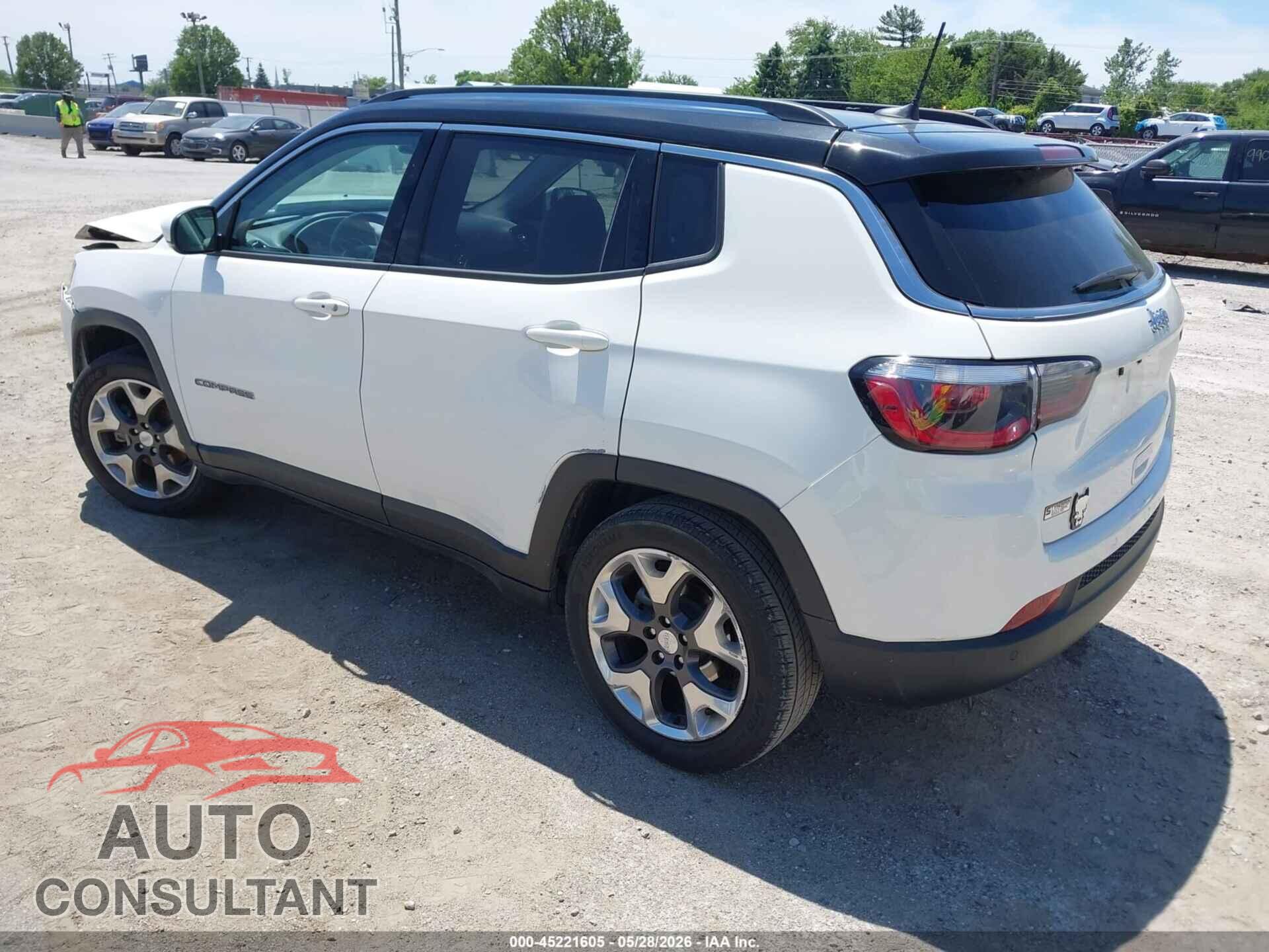 JEEP COMPASS 2018 - 3C4NJCCB5JT405924