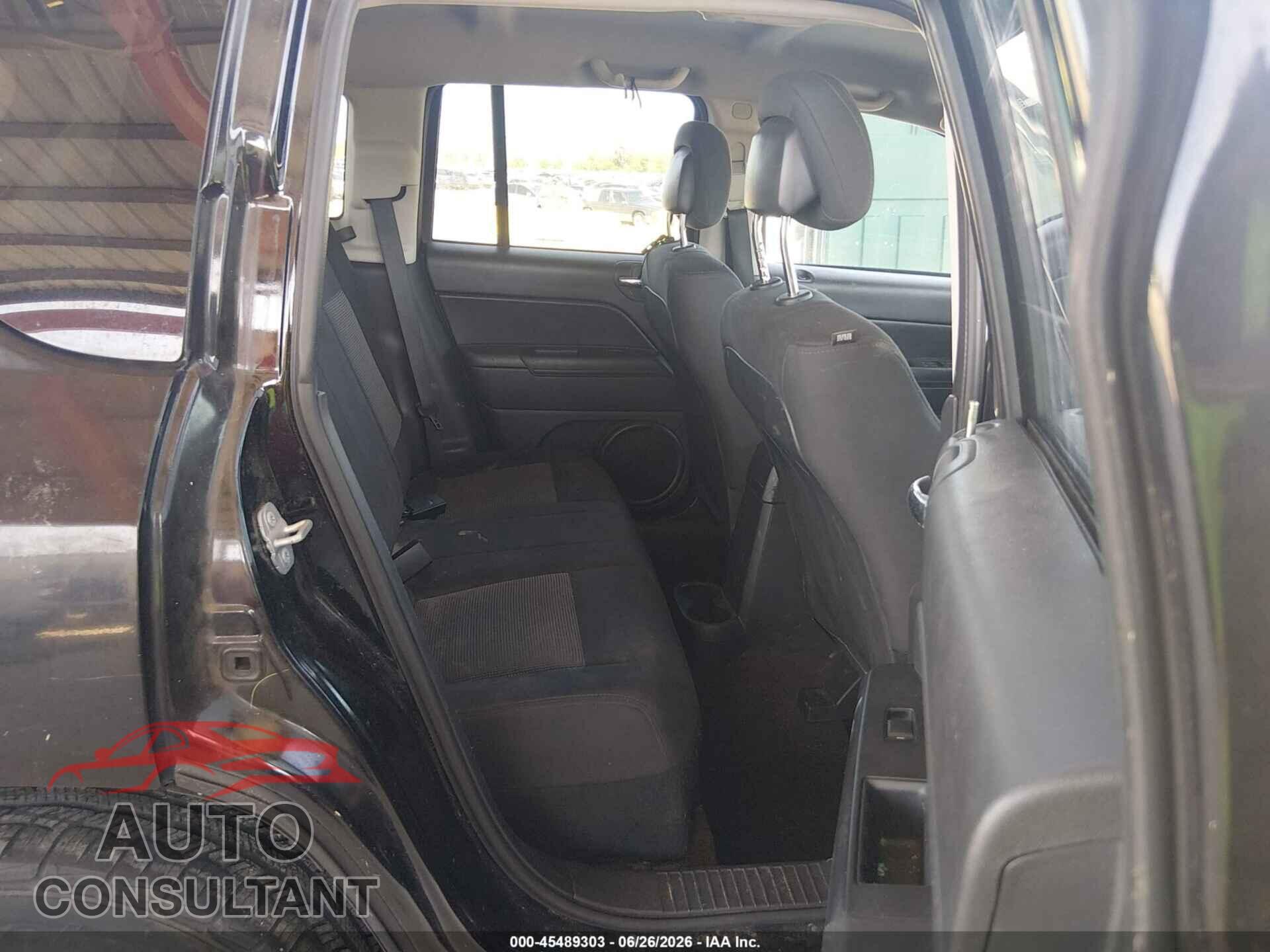 JEEP COMPASS 2014 - 1C4NJCBA6ED779057