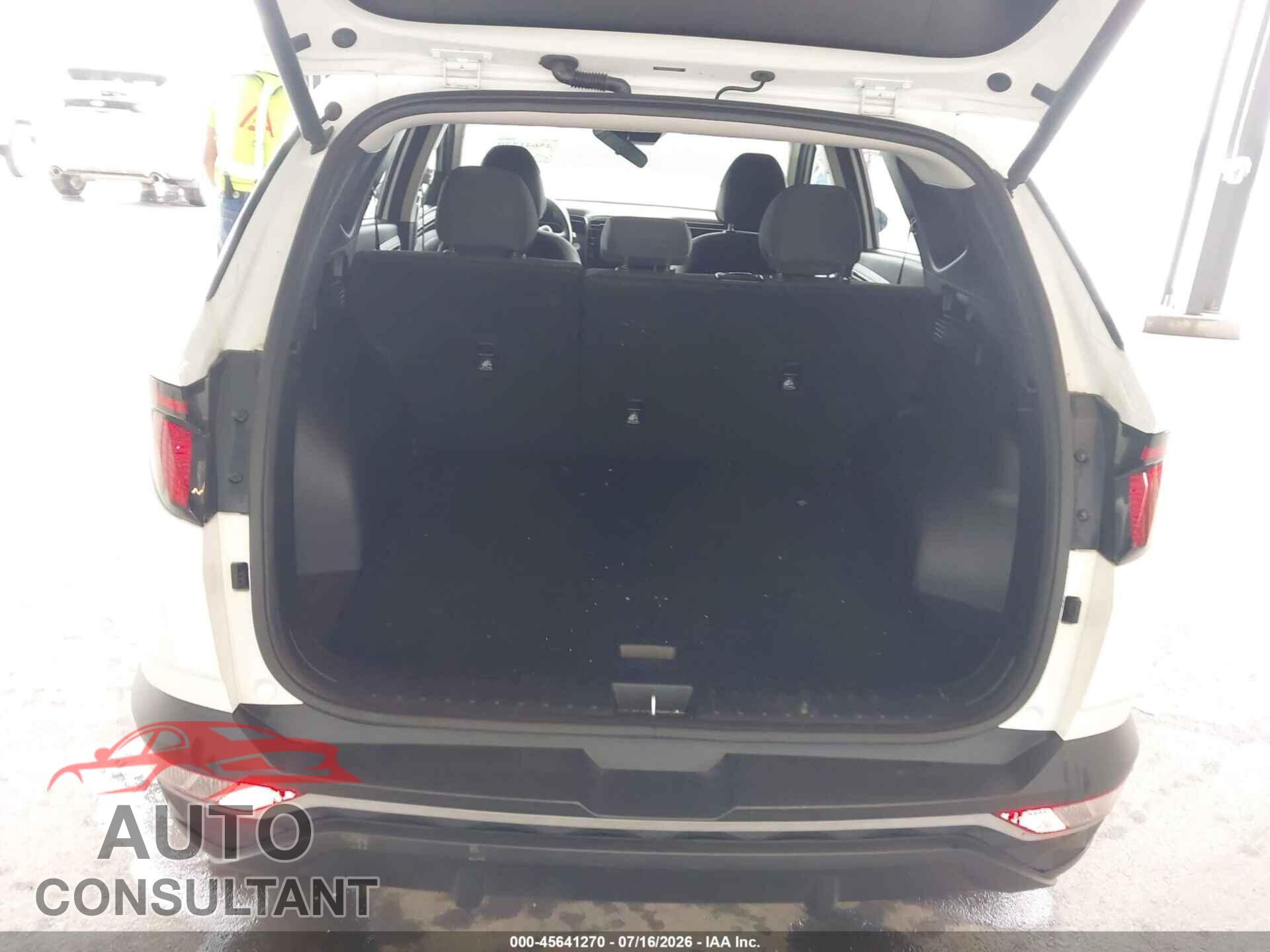 HYUNDAI TUCSON 2024 - 5NMJB3DE6RH395689