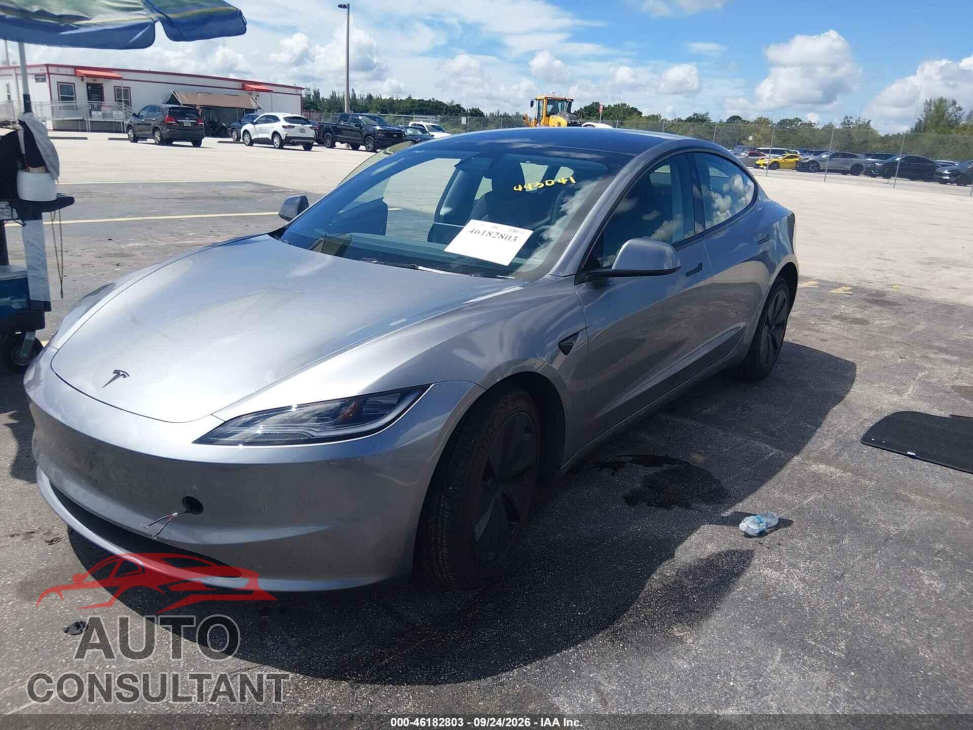 TESLA MODEL 3 2026 - 5YJ3E1EA9TF175309
