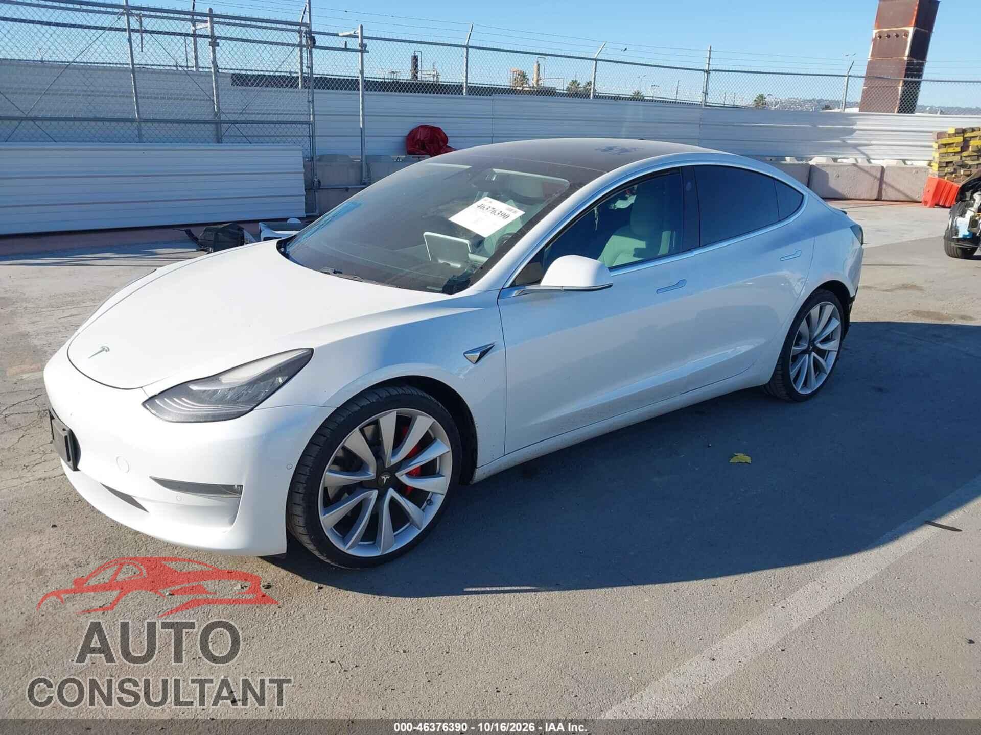 TESLA MODEL 3 2019 - 5YJ3E1EB3KF514377