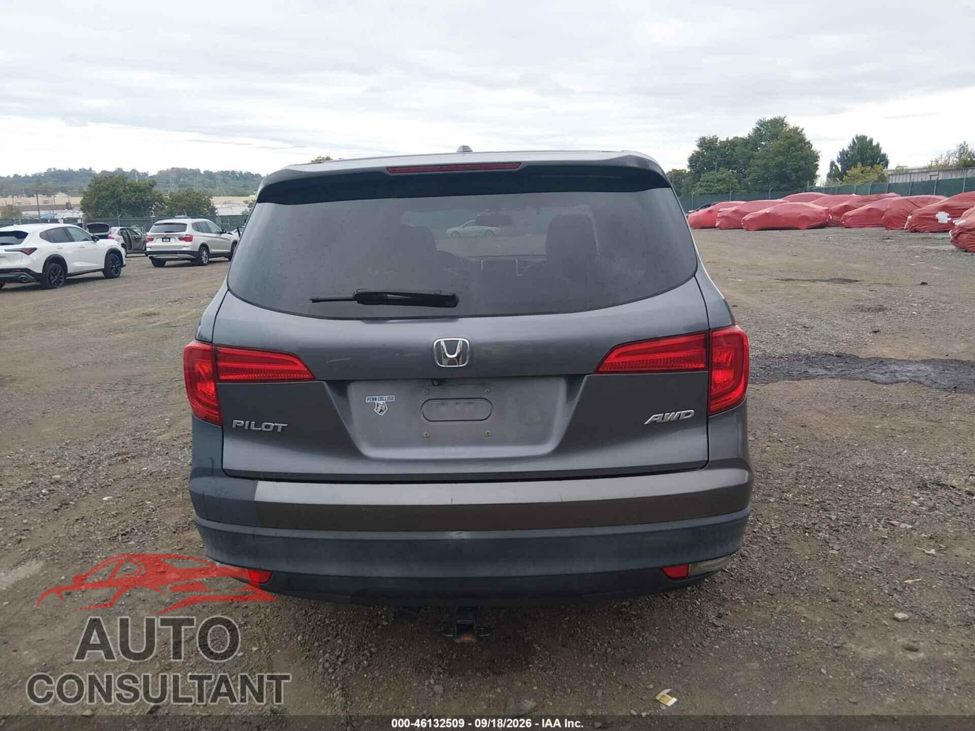HONDA PILOT 2017 - 5FNYF6H58HB002919