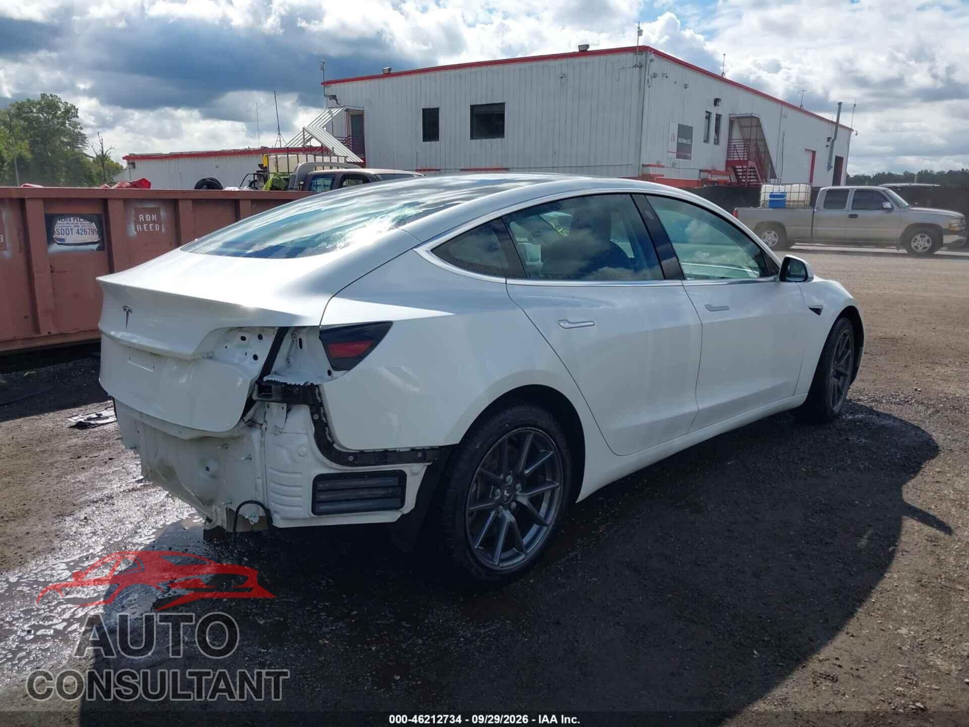 TESLA MODEL 3 2019 - 5YJ3E1EA0KF484360
