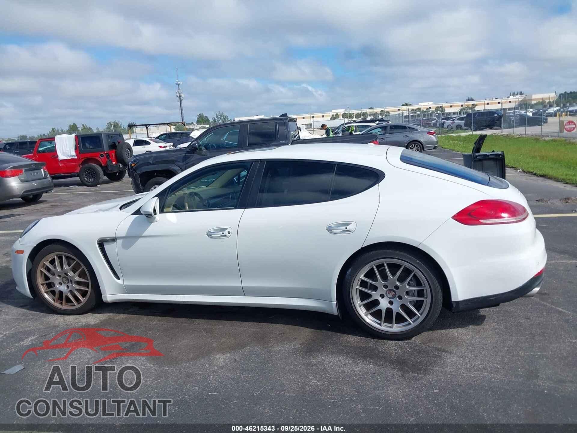 PORSCHE PANAMERA 2014 - WP0AA2A70EL013345