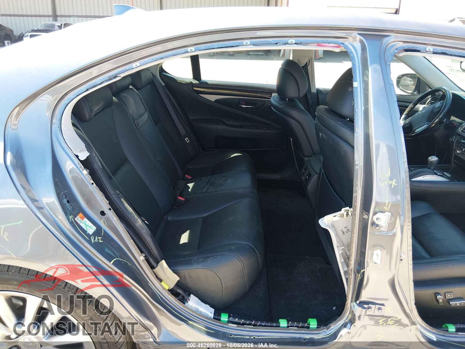 LEXUS LS 460 2017 - JTHBL5EF3H5144889