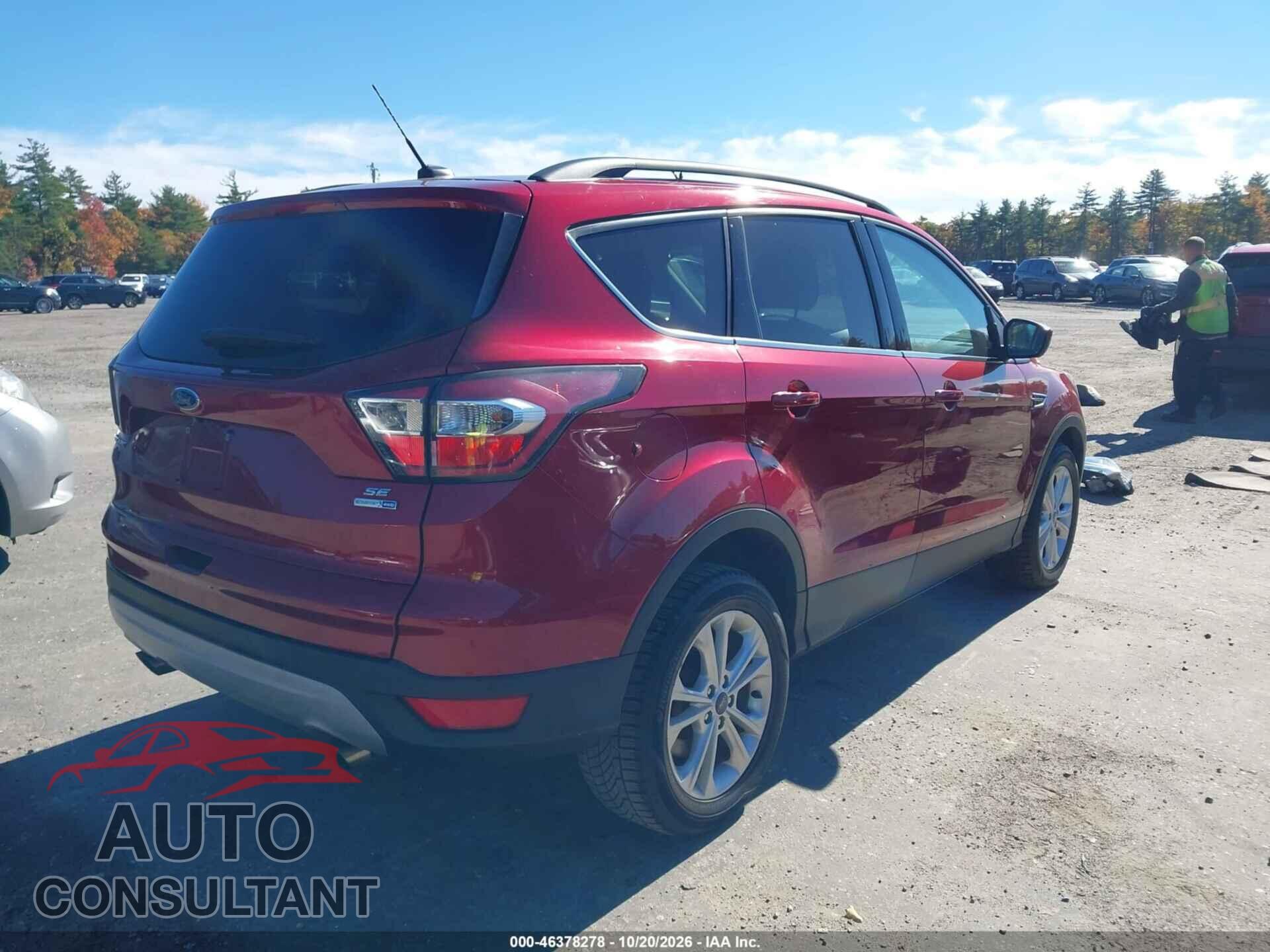 FORD ESCAPE 2017 - 1FMCU9G99HUB22947