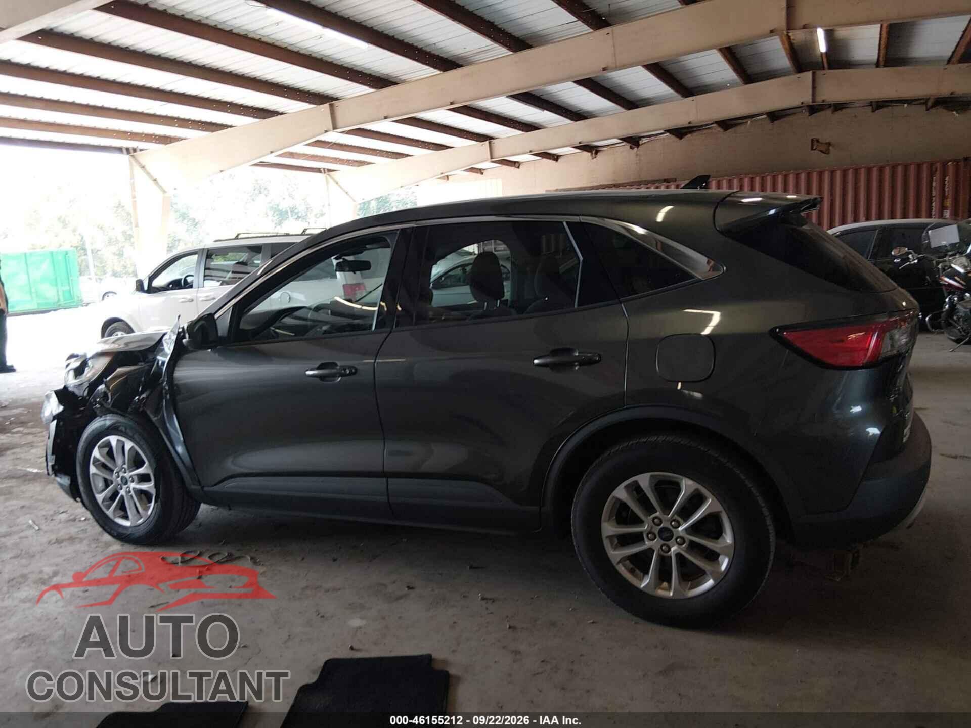 FORD ESCAPE 2020 - 1FMCU0G69LUA67295