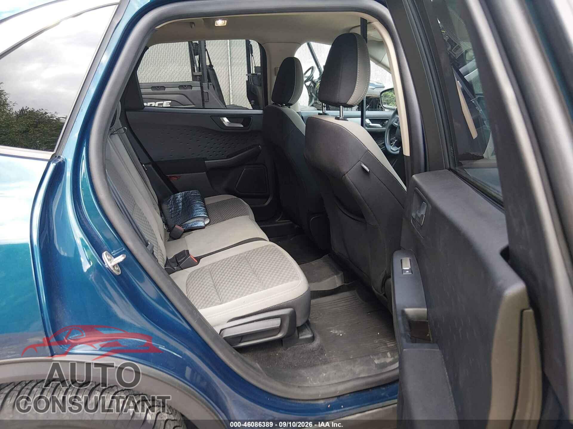 FORD ESCAPE 2020 - 1FMCU0G62LUA96265
