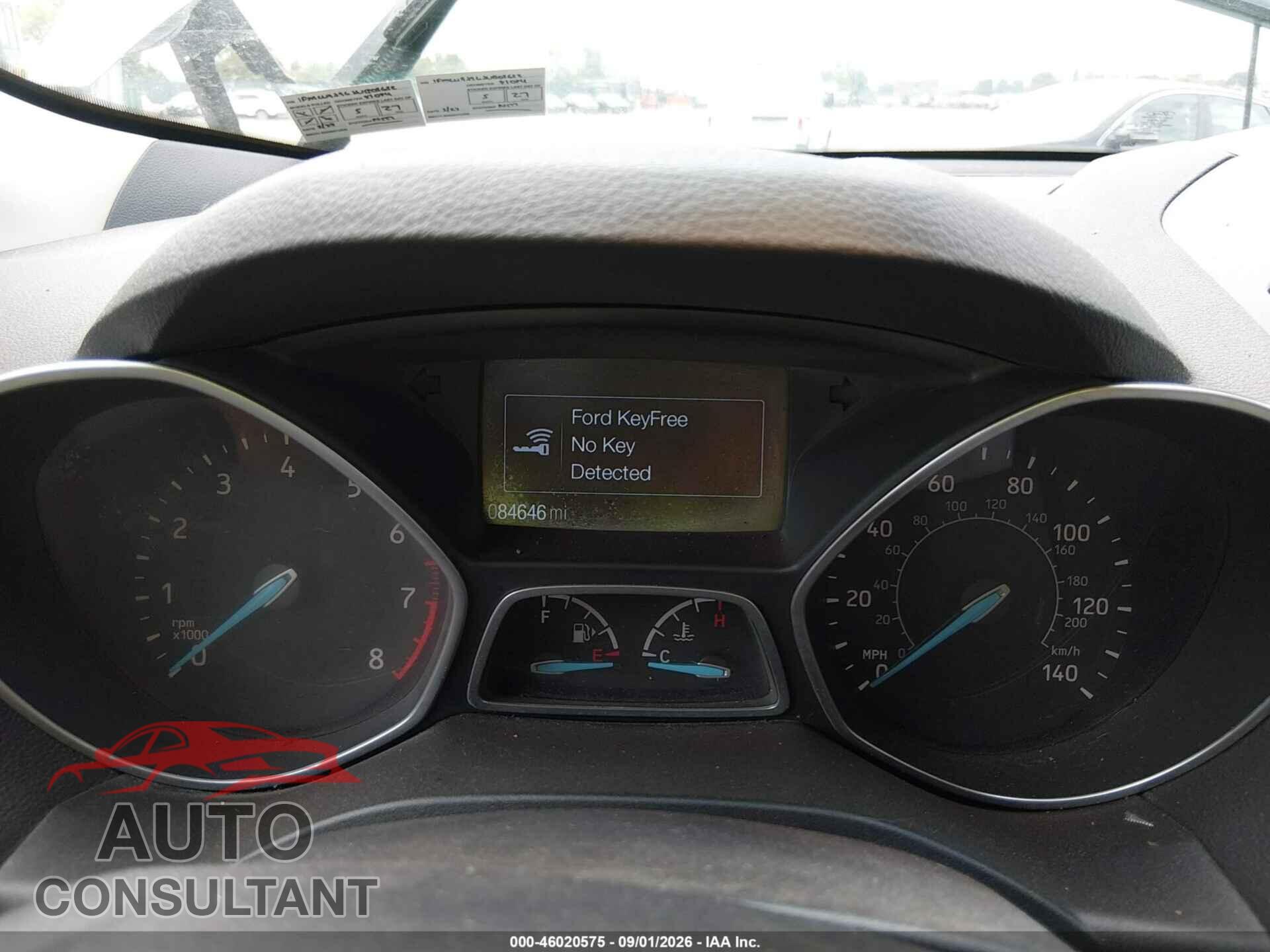 FORD ESCAPE 2018 - 1FMCU9J96JUB05652