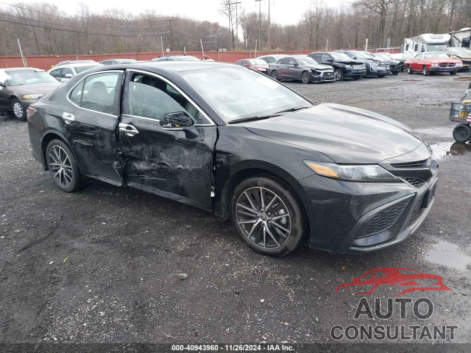 TOYOTA CAMRY 2024 - 4T1G11AK8RU916881