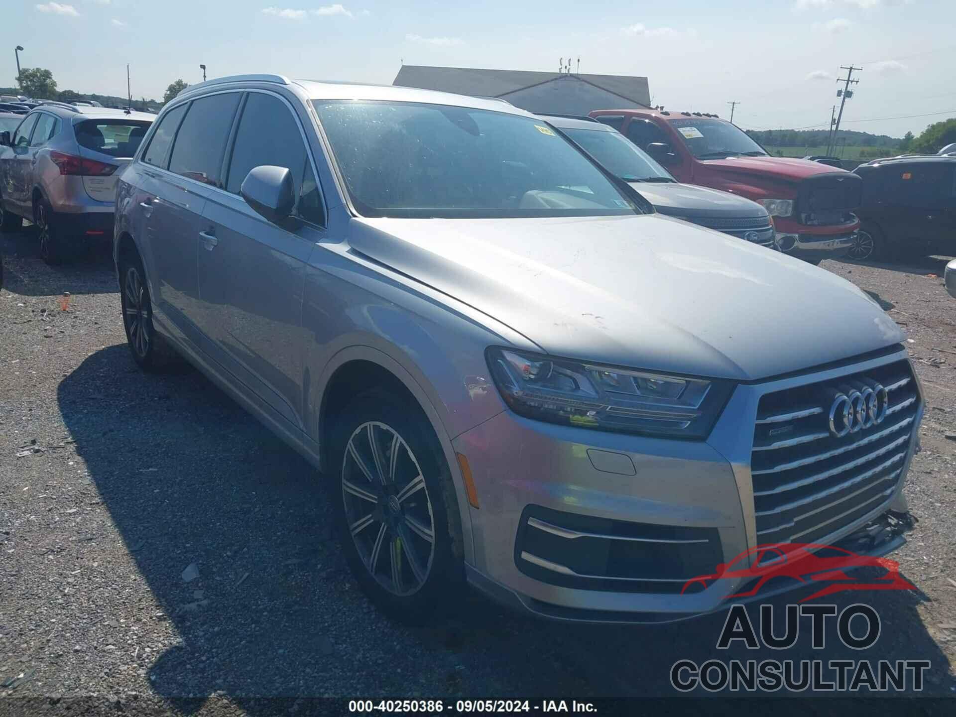 AUDI Q7 2017 - WA1LAAF73HD004580