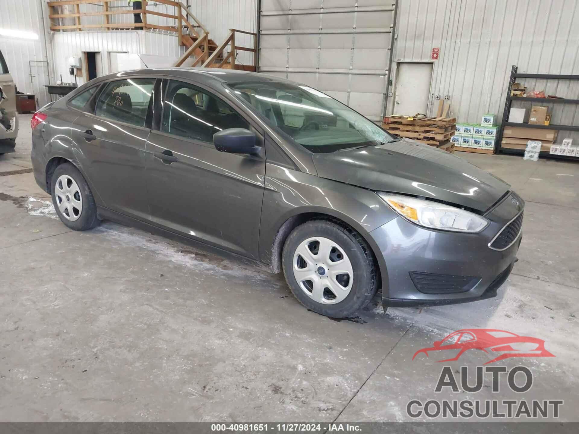 FORD FOCUS 2017 - 1FADP3E23HL205840