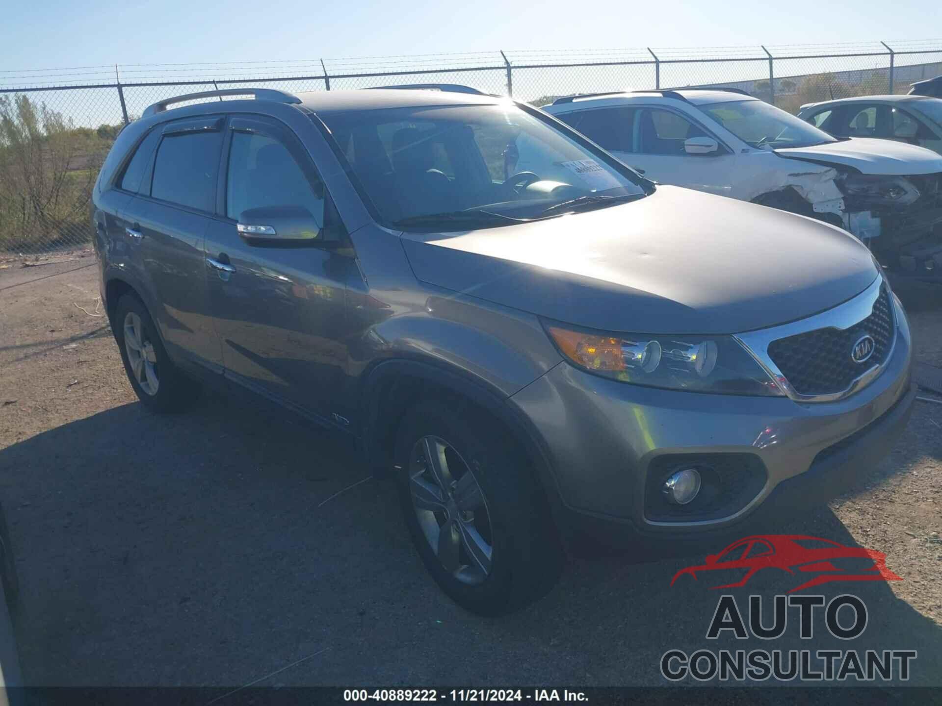 KIA SORENTO 2013 - 5XYKUCA68DG395563