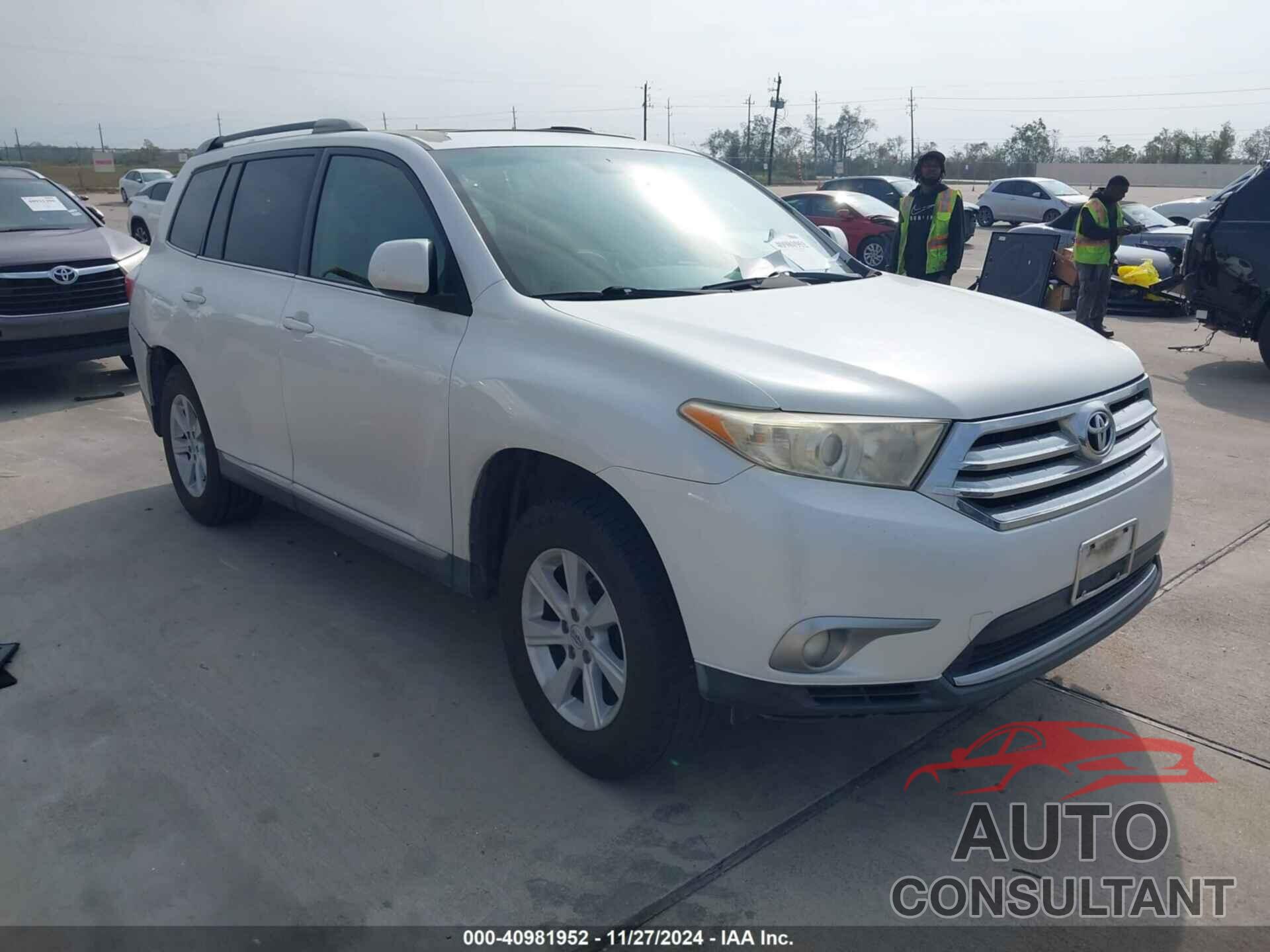 TOYOTA HIGHLANDER 2011 - 5TDZK3EHXBS025327