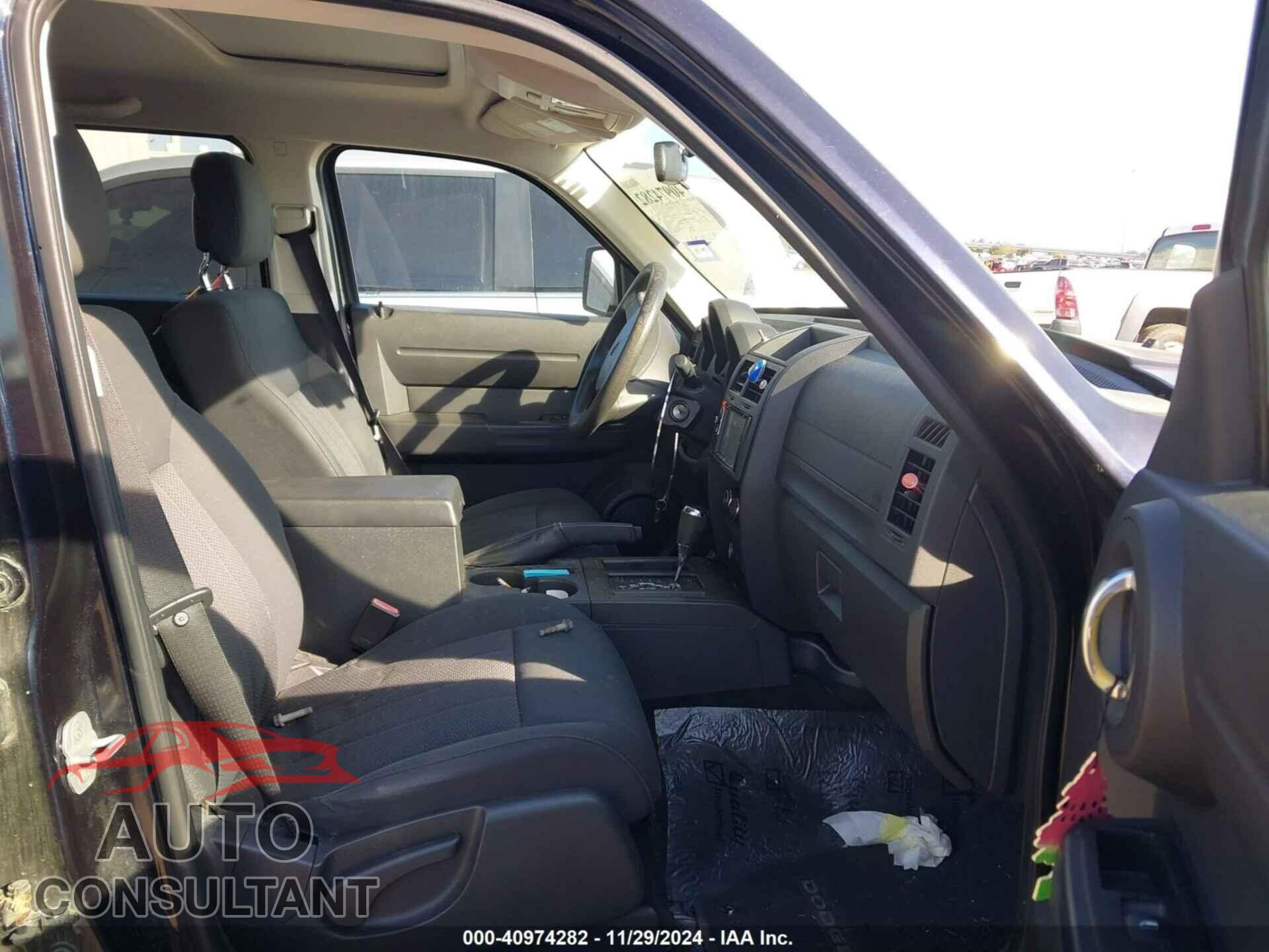 DODGE NITRO 2011 - 1D4PT4GK2BW537167