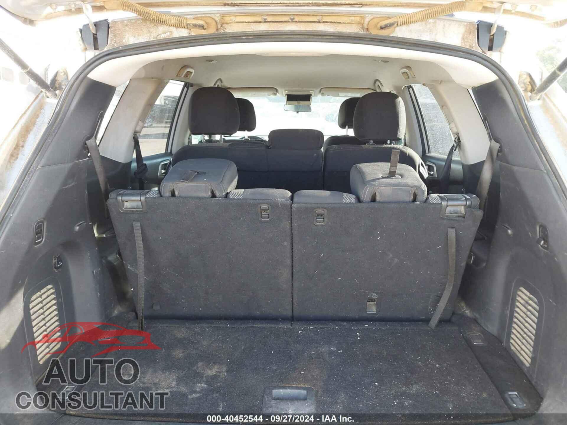 NISSAN PATHFINDER 2017 - 5N1DR2MM6HC628229
