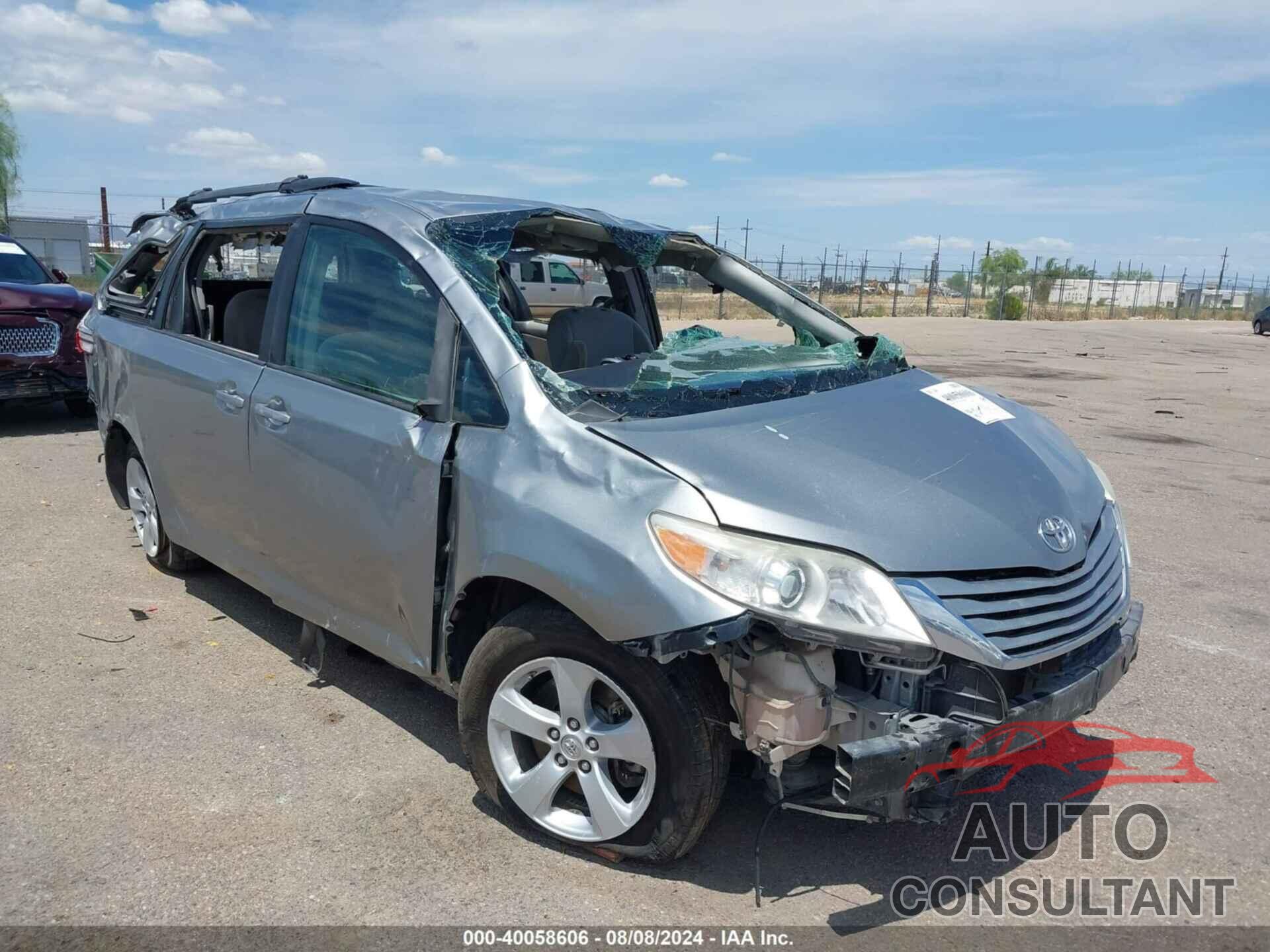 TOYOTA SIENNA 2017 - 5TDKZ3DC0HS787741