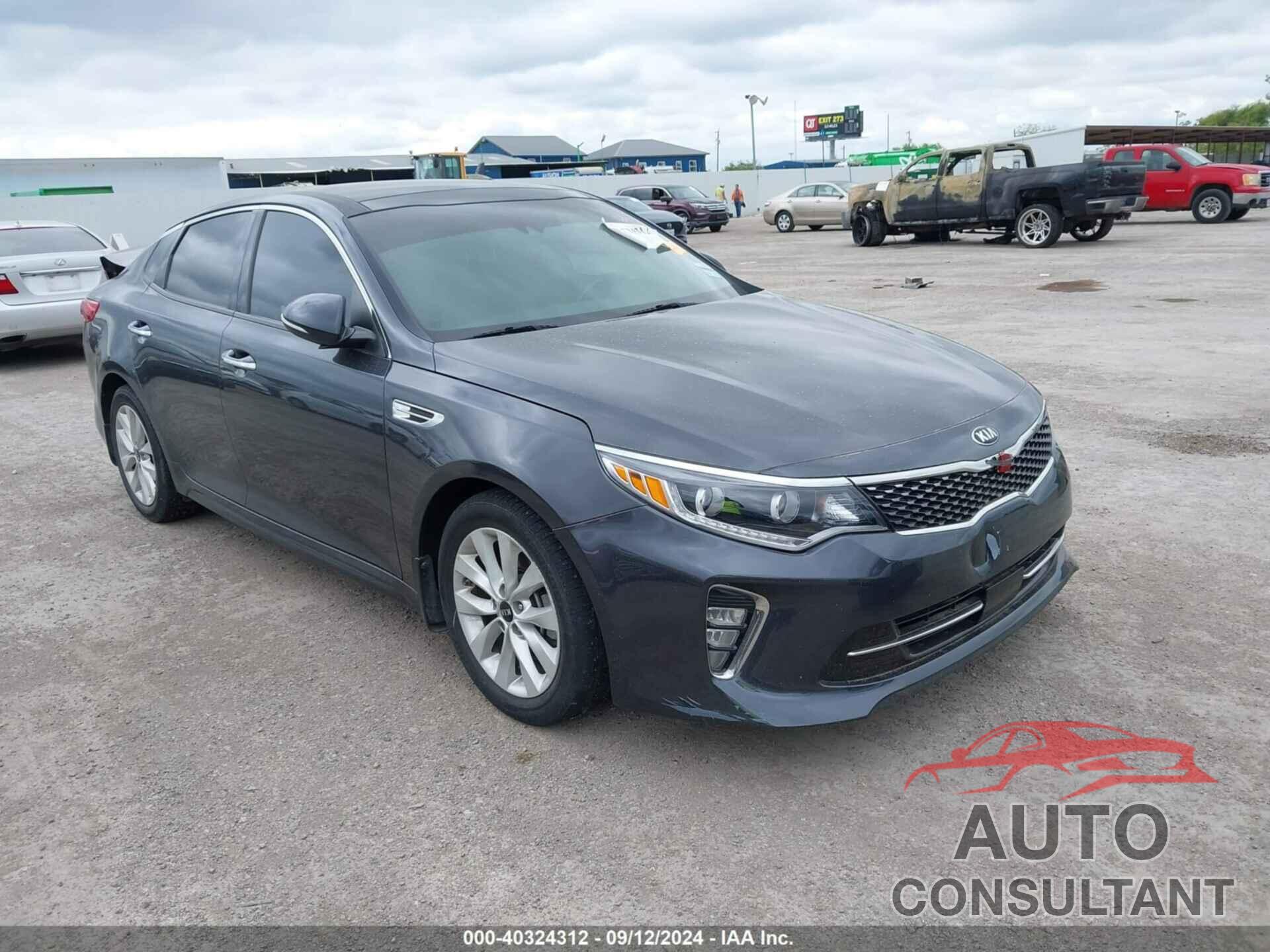KIA OPTIMA 2018 - 5XXGU4L30JG199180