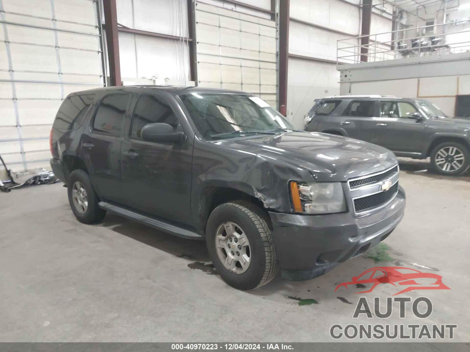 CHEVROLET TAHOE 2011 - 1GNSK2E09BR308006