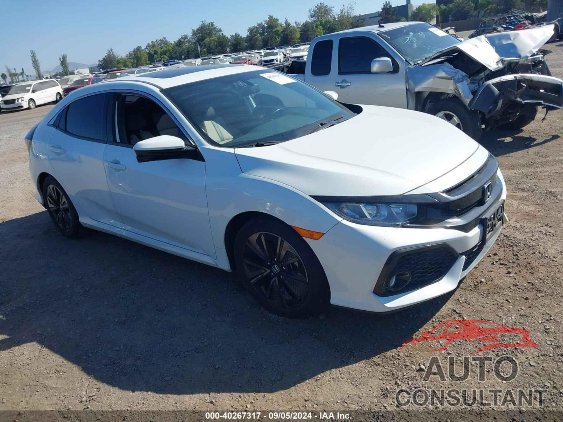 HONDA CIVIC 2018 - SHHFK7H71JU430295