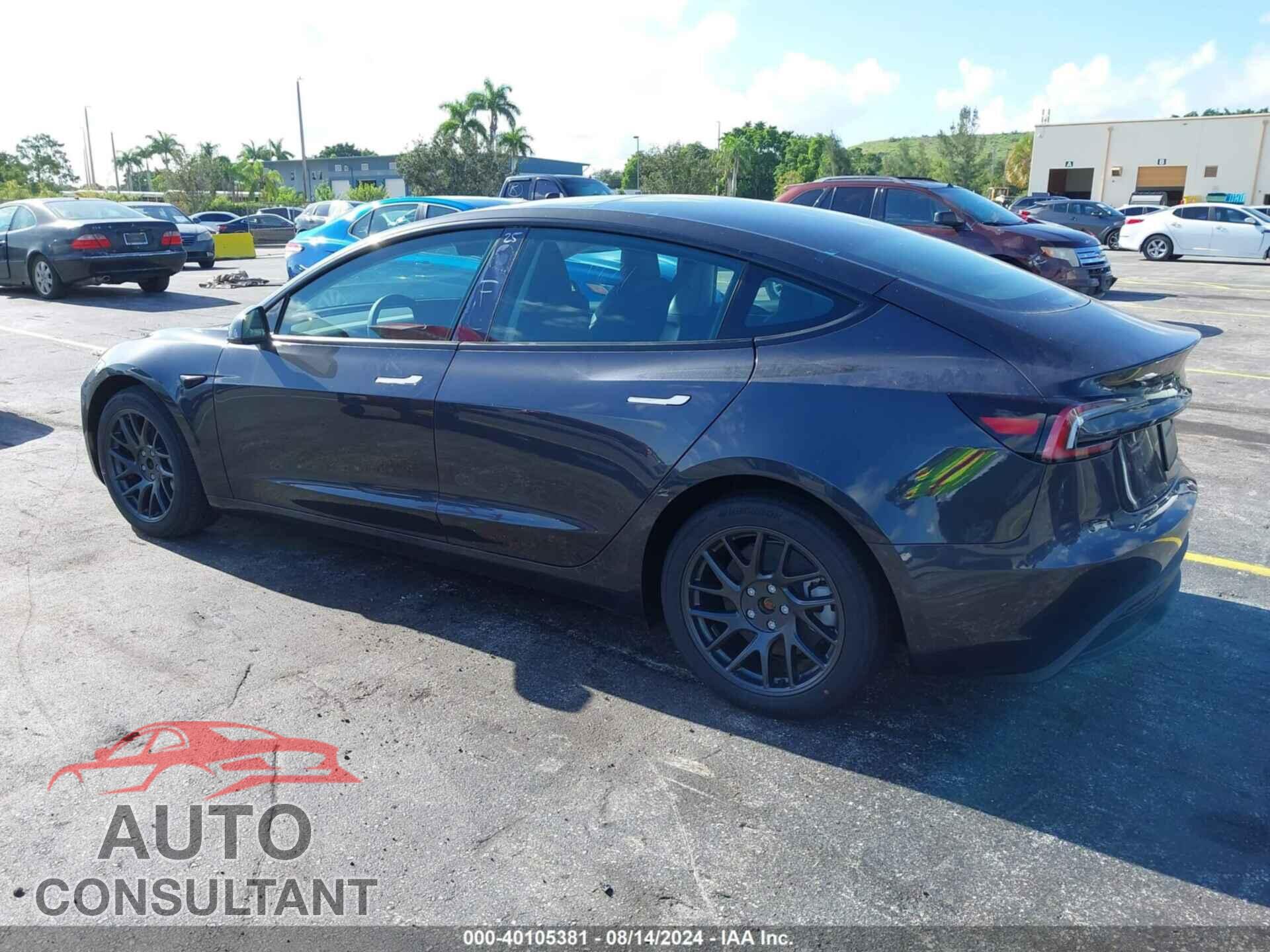 TESLA MODEL 3 2024 - 5YJ3E1EAXRF735539