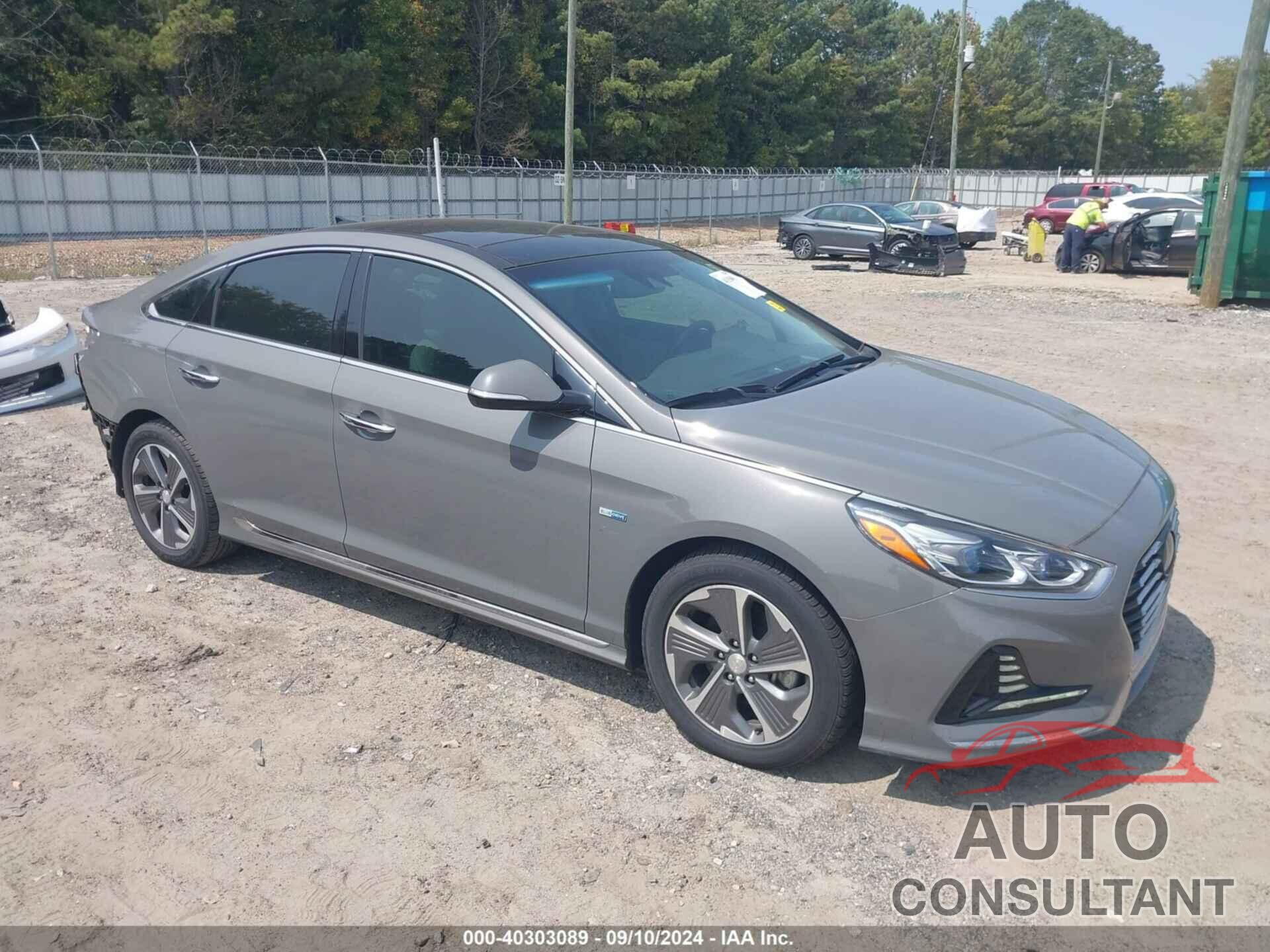 HYUNDAI SONATA HYBRID 2019 - KMHE34L33KA094104