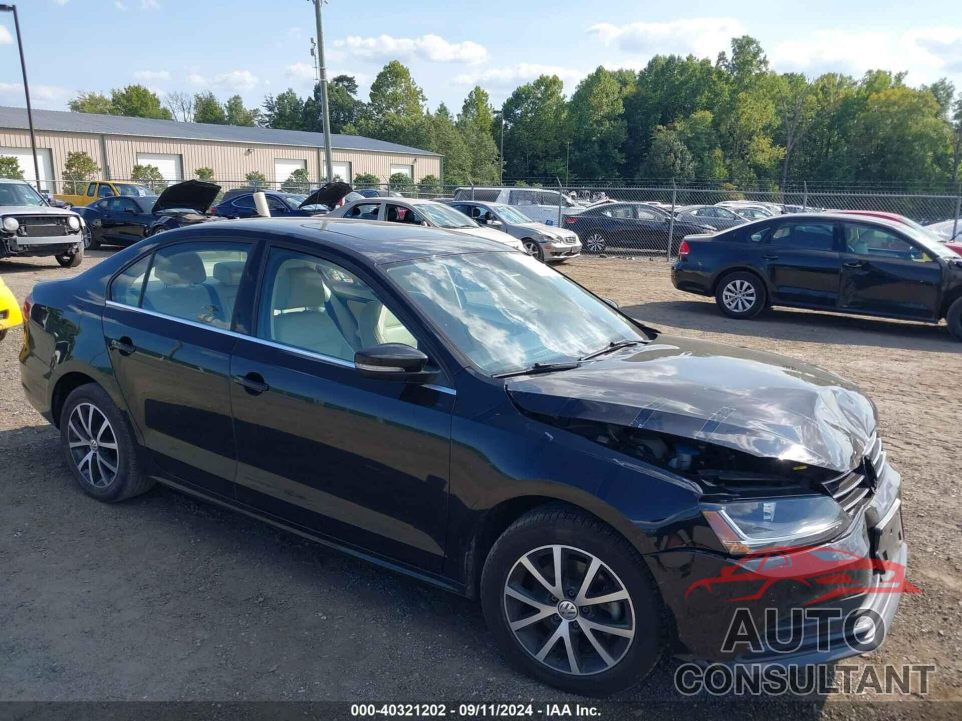 VOLKSWAGEN JETTA 2018 - 3VWDB7AJ0JM238759