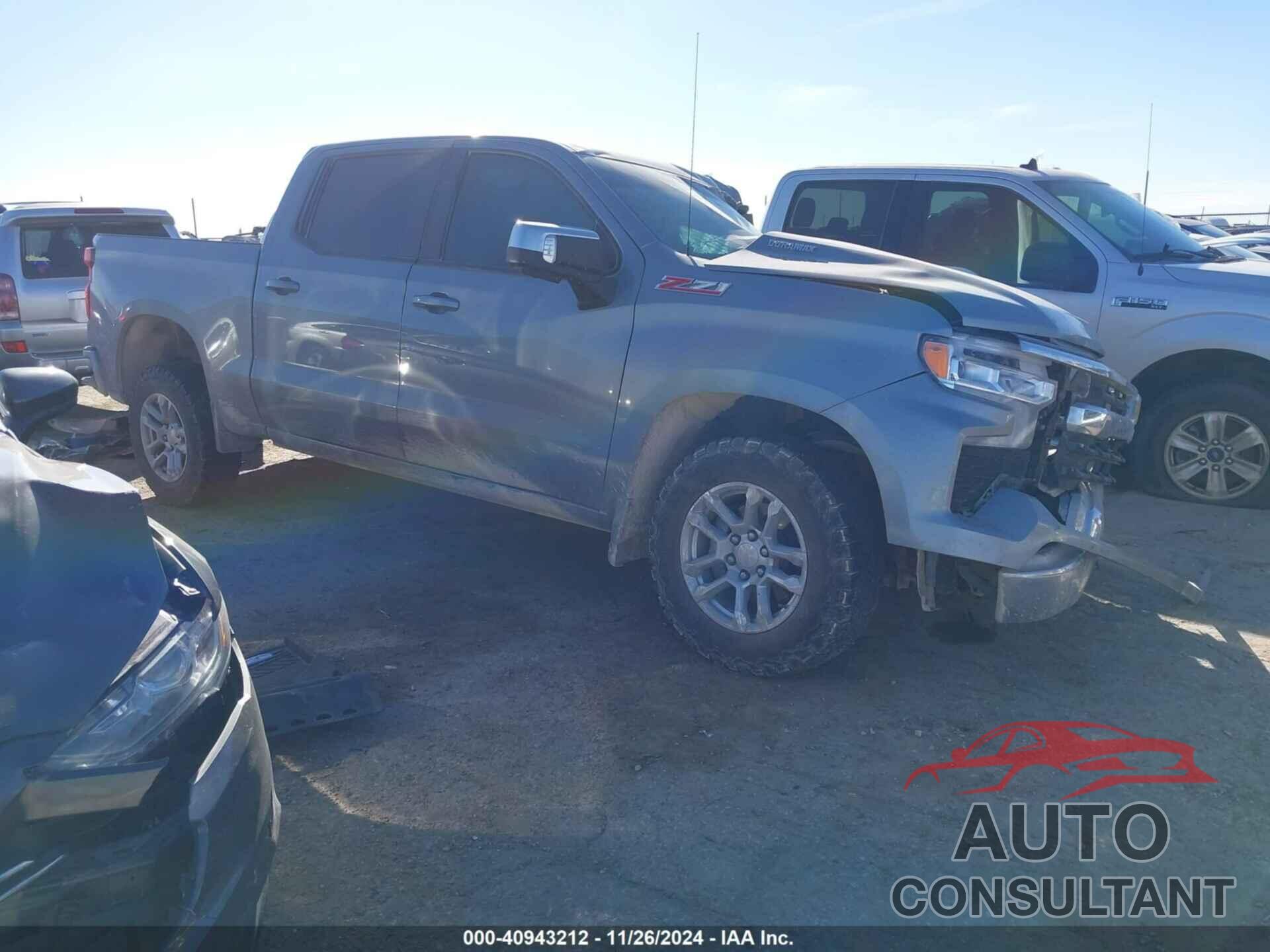 CHEVROLET SILVERADO 1500 2023 - 1GCUDDE86PZ269783