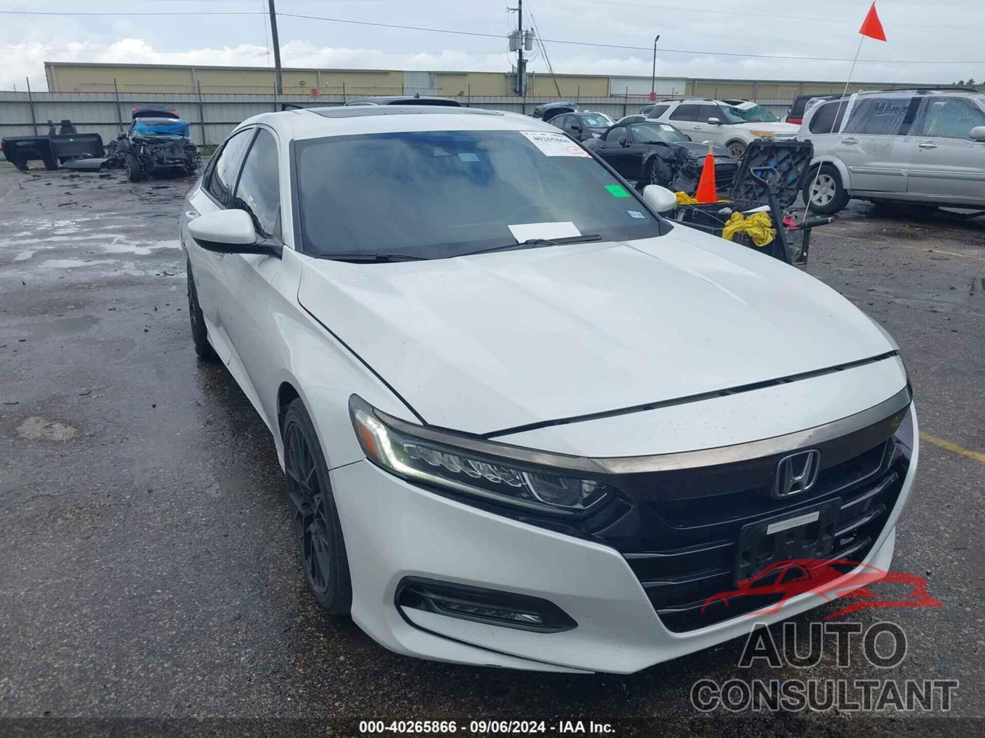 HONDA ACCORD 2018 - 1HGCV2F35JA007034
