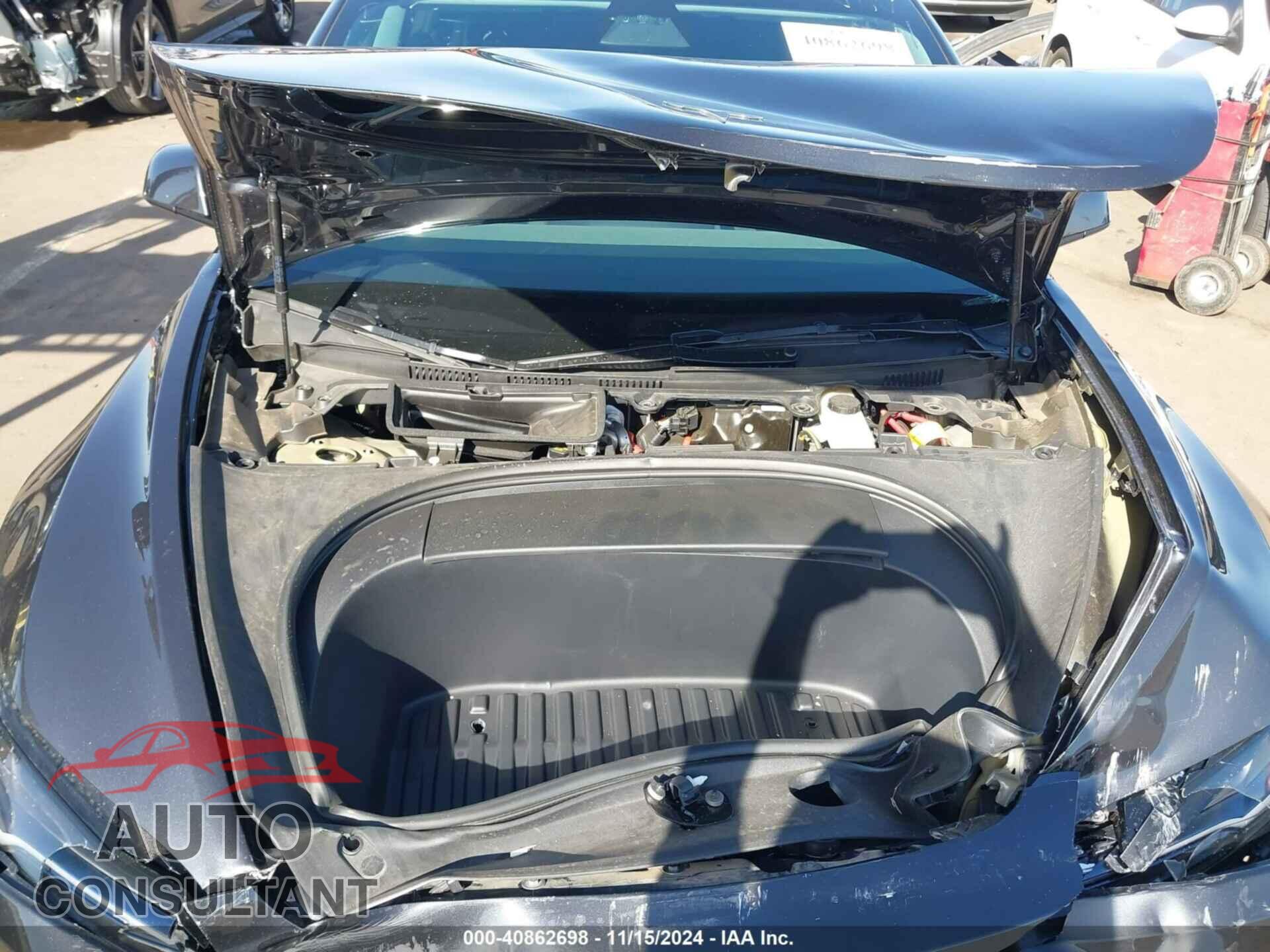 TESLA MODEL 3 2024 - 5YJ3E1EA6RF727891