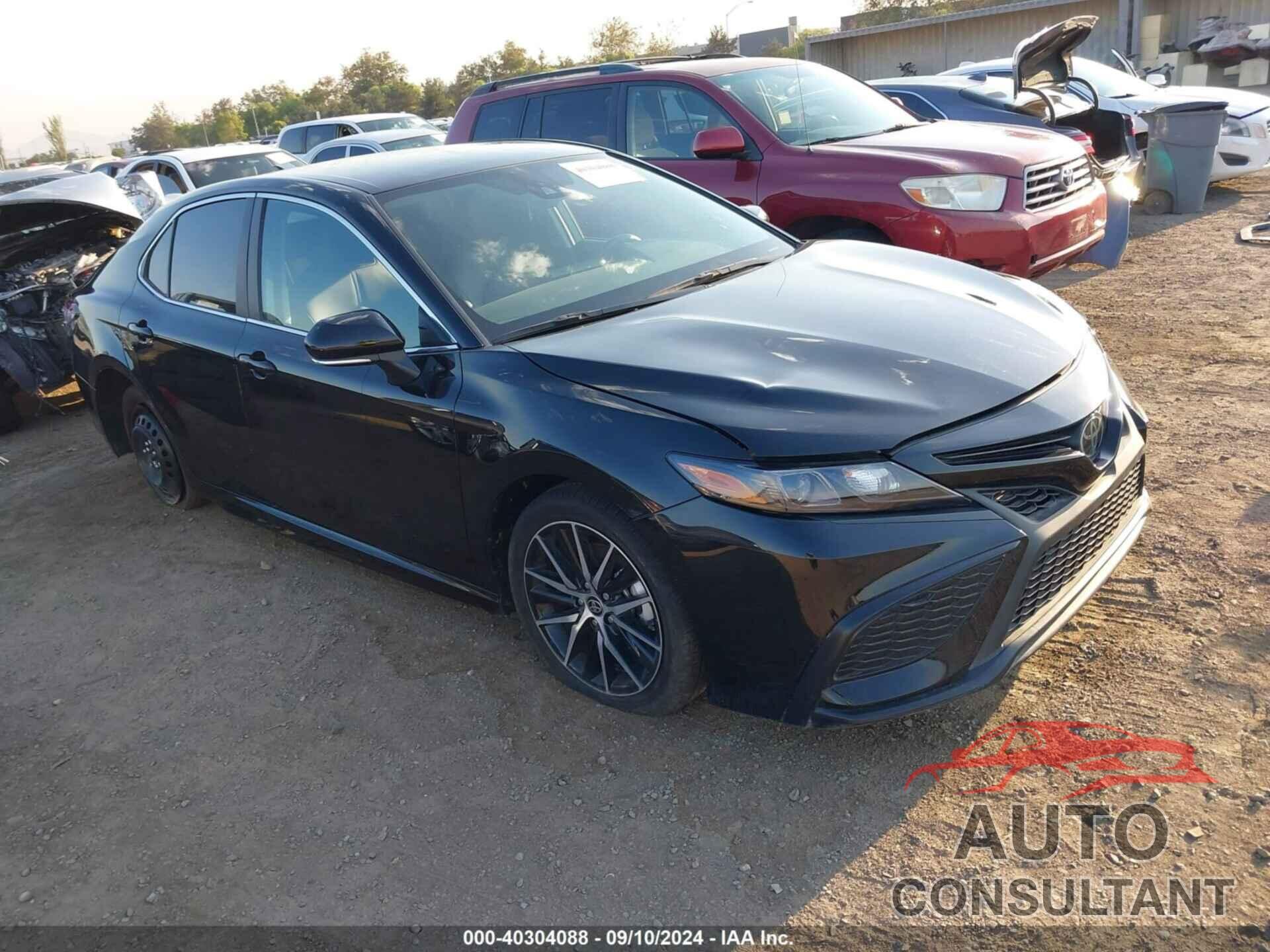 TOYOTA CAMRY 2024 - 4T1G11AK9RU851152