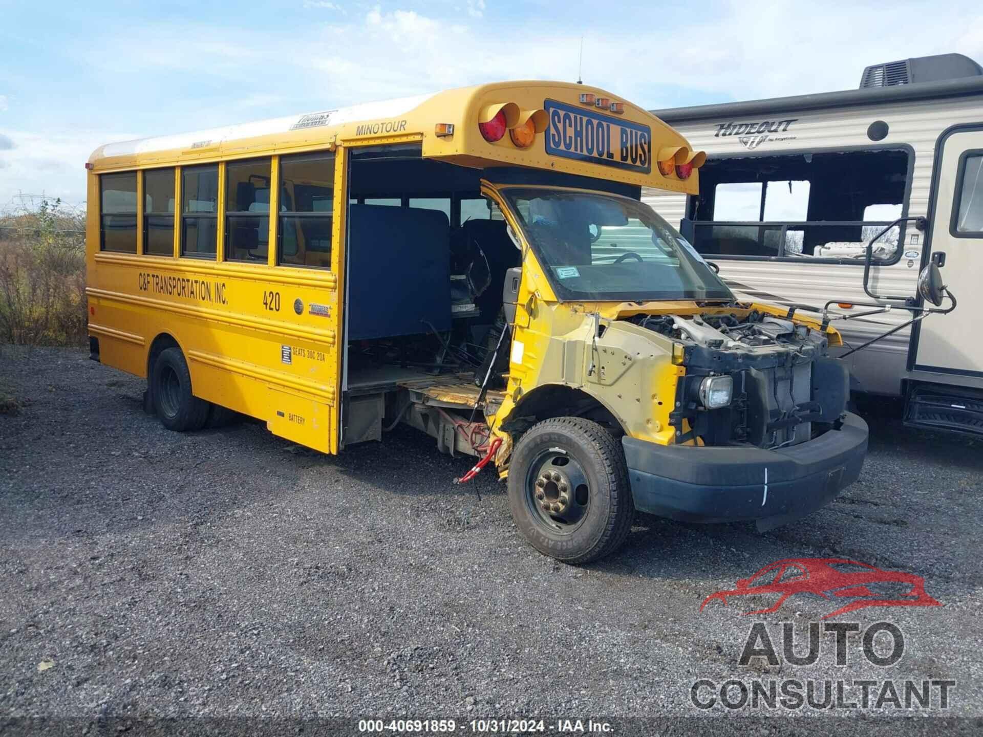 CHEVROLET EXPRESS CUTAWAY 2017 - 1GB6GUBG7G1194879