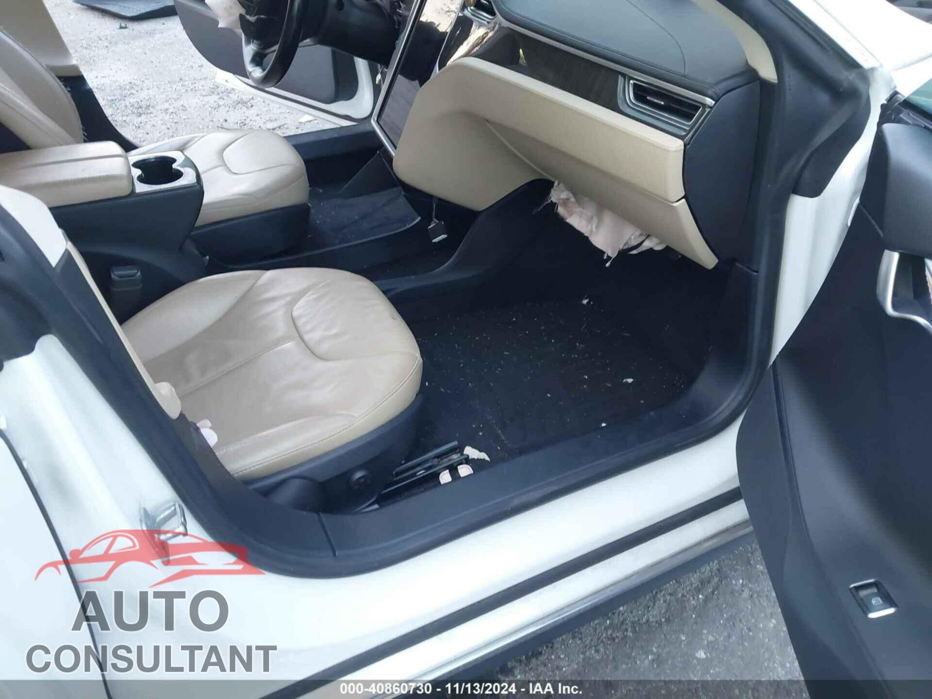 TESLA MODEL S 2013 - 5YJSA1CN6DFP15679