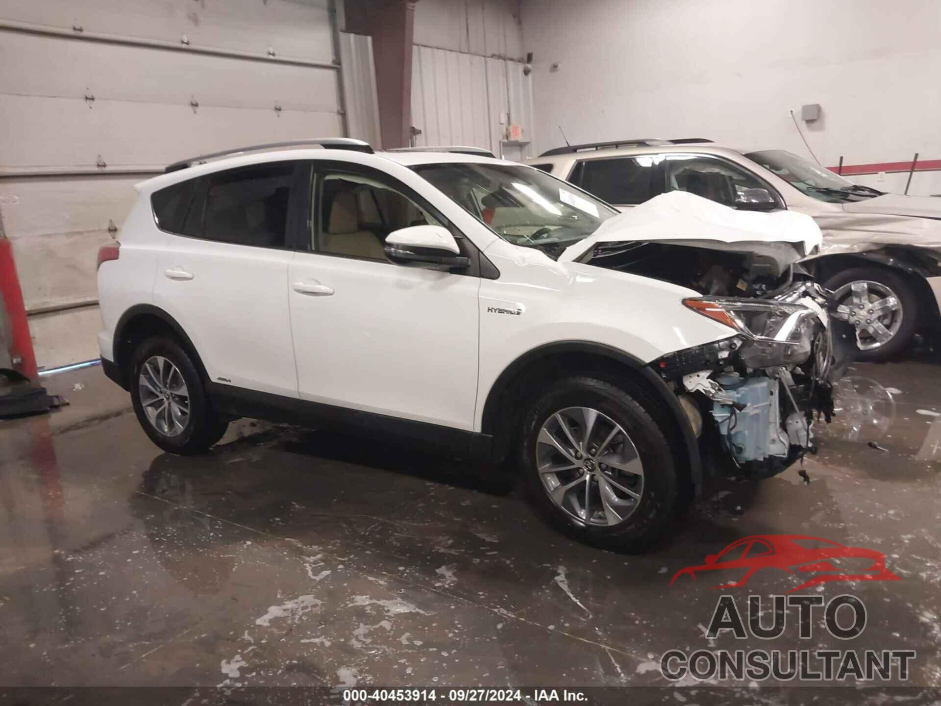 TOYOTA RAV4 HYBRID 2018 - JTMRJREV2JD164504