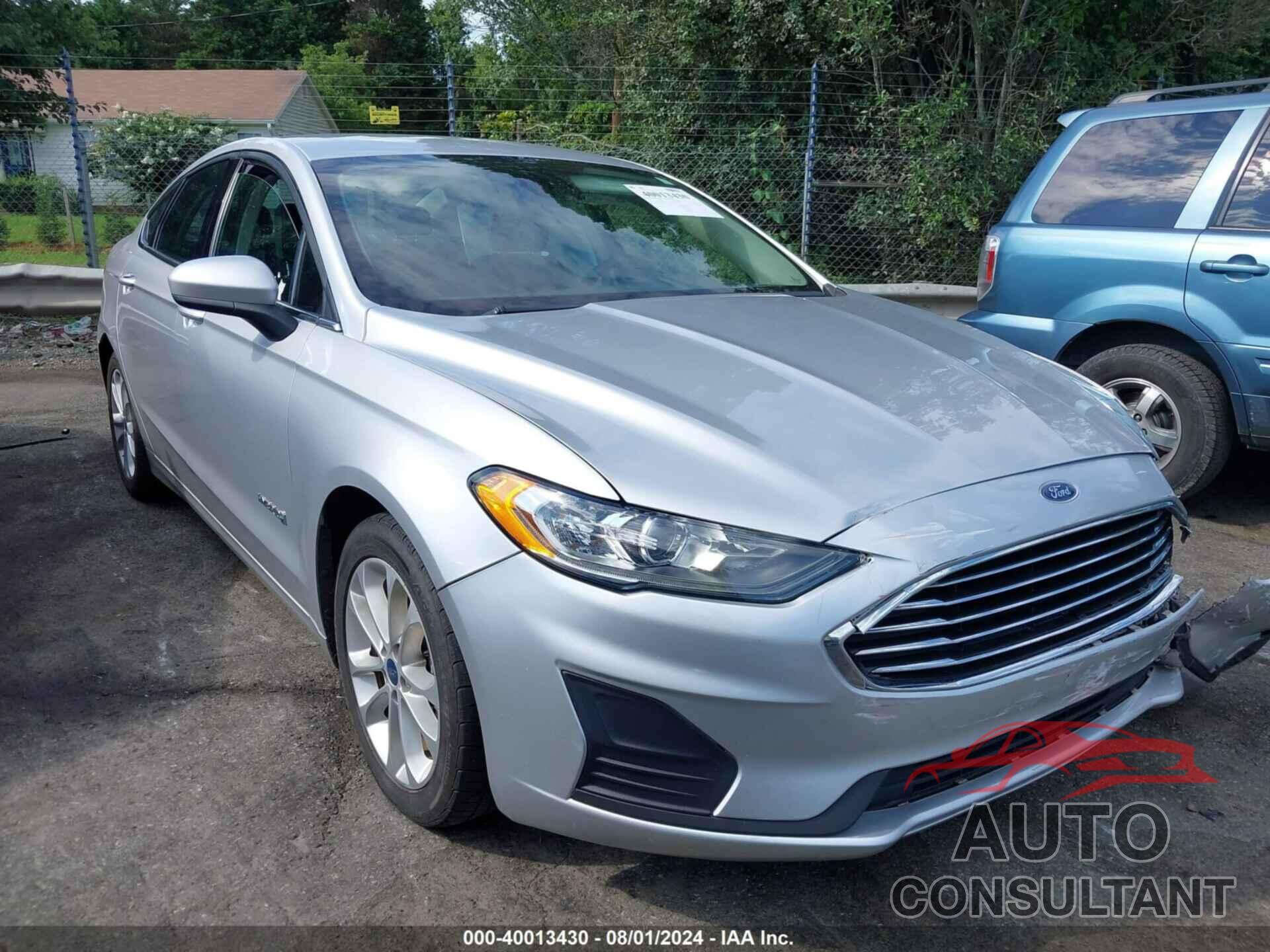 FORD FUSION HYBRID 2019 - 3FA6P0LU5KR210705