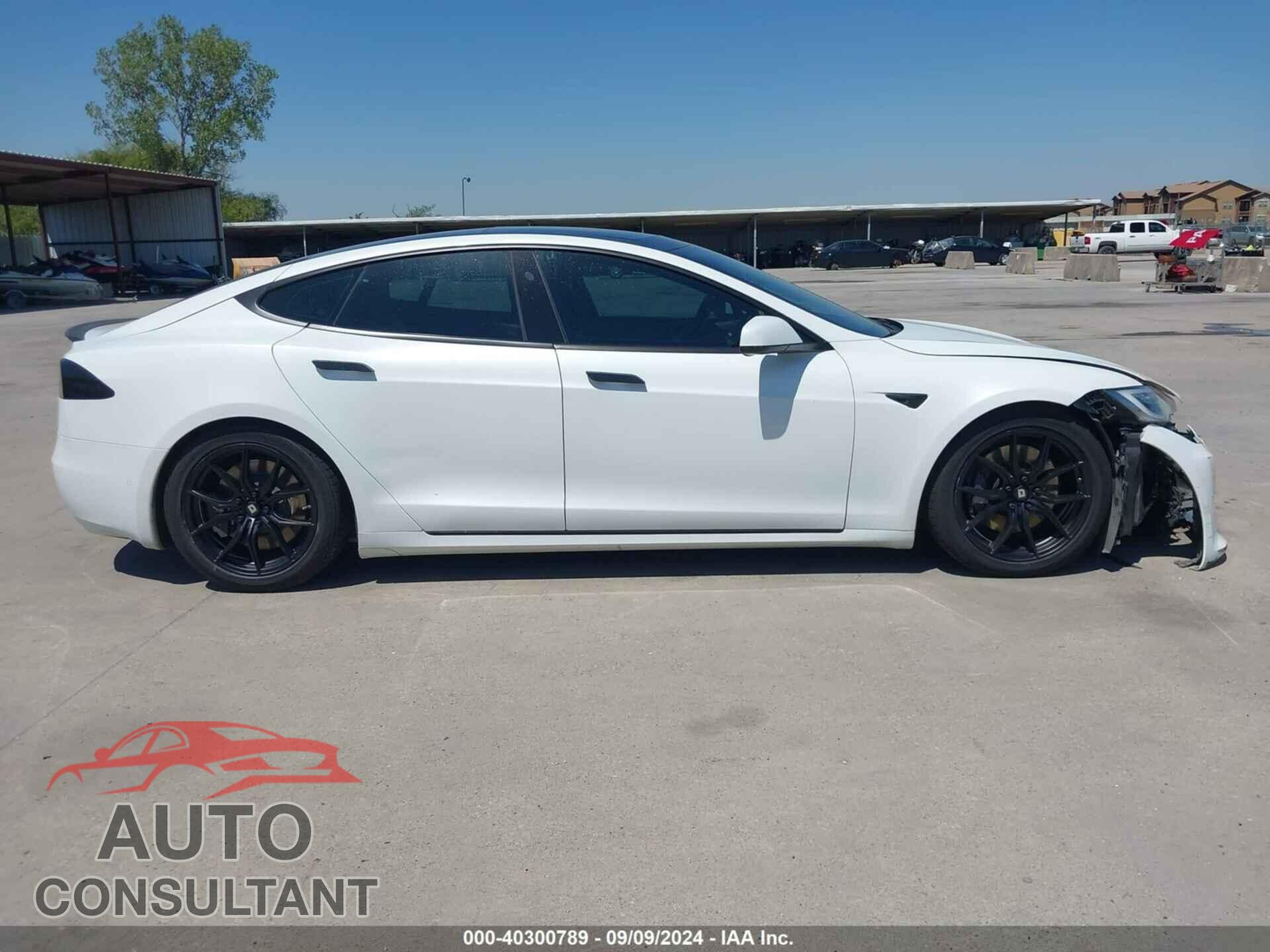 TESLA MODEL S 2017 - 5YJSA1E2XHF188433