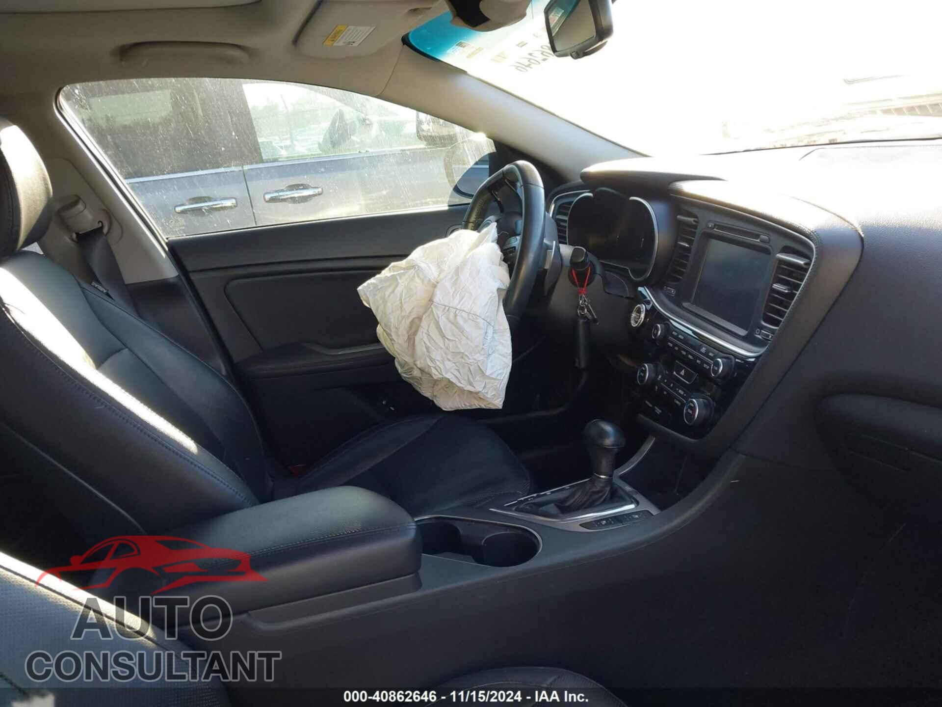 KIA OPTIMA 2015 - 5XXGR4A66FG431769