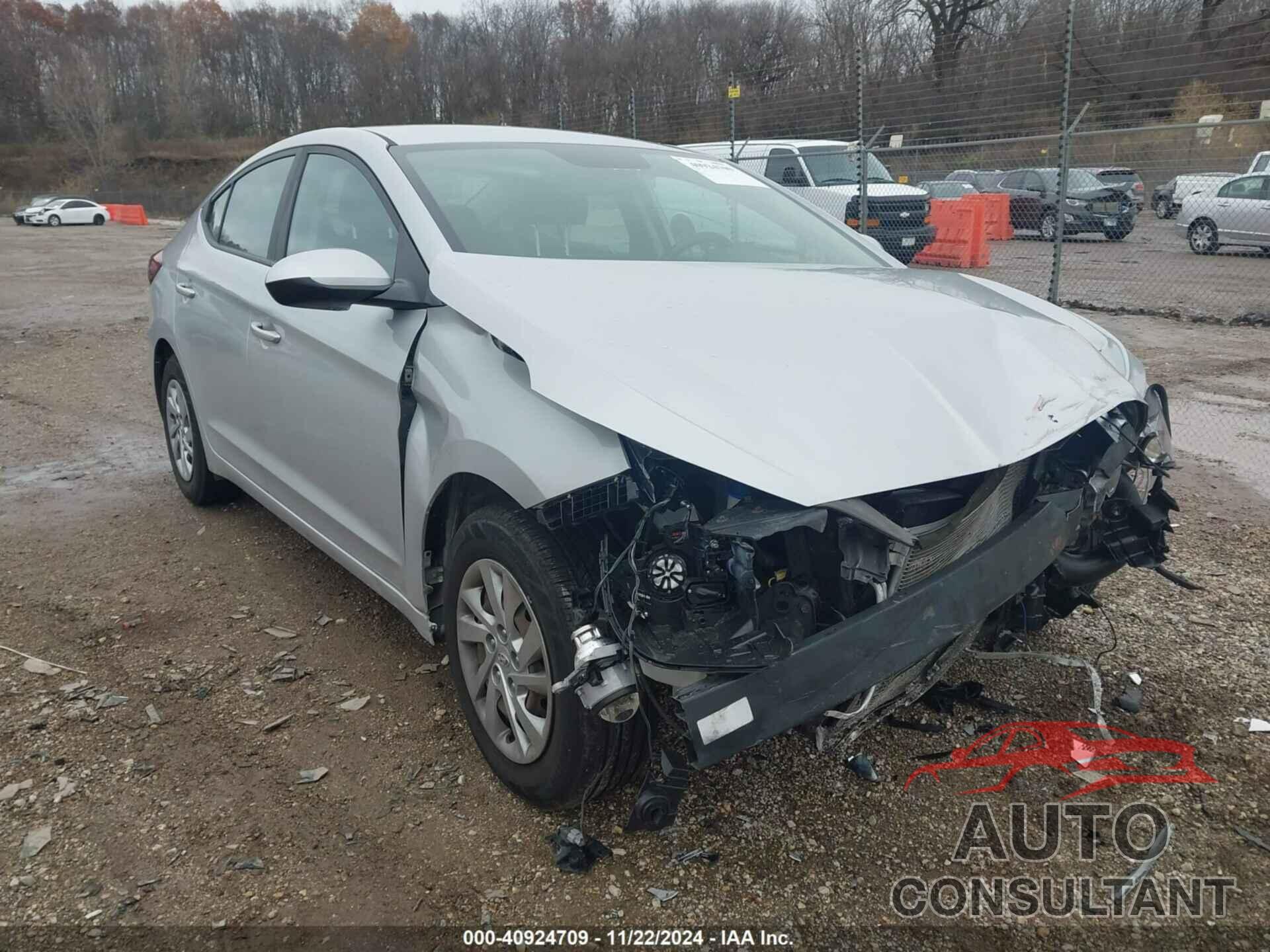 HYUNDAI ELANTRA 2019 - KMHD74LF5KU778385