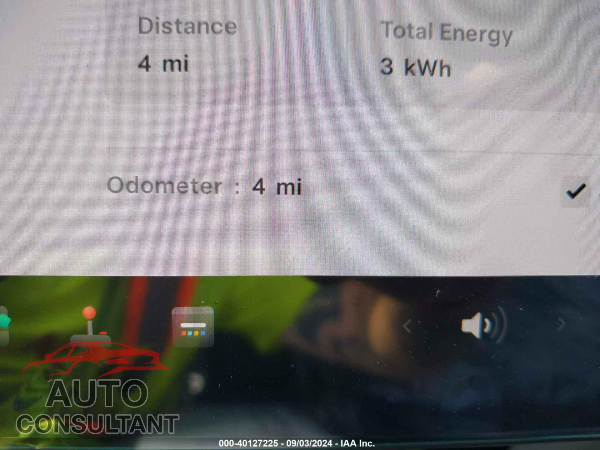TESLA MODEL 3 2024 - 5YJ3E1EA3RF815264