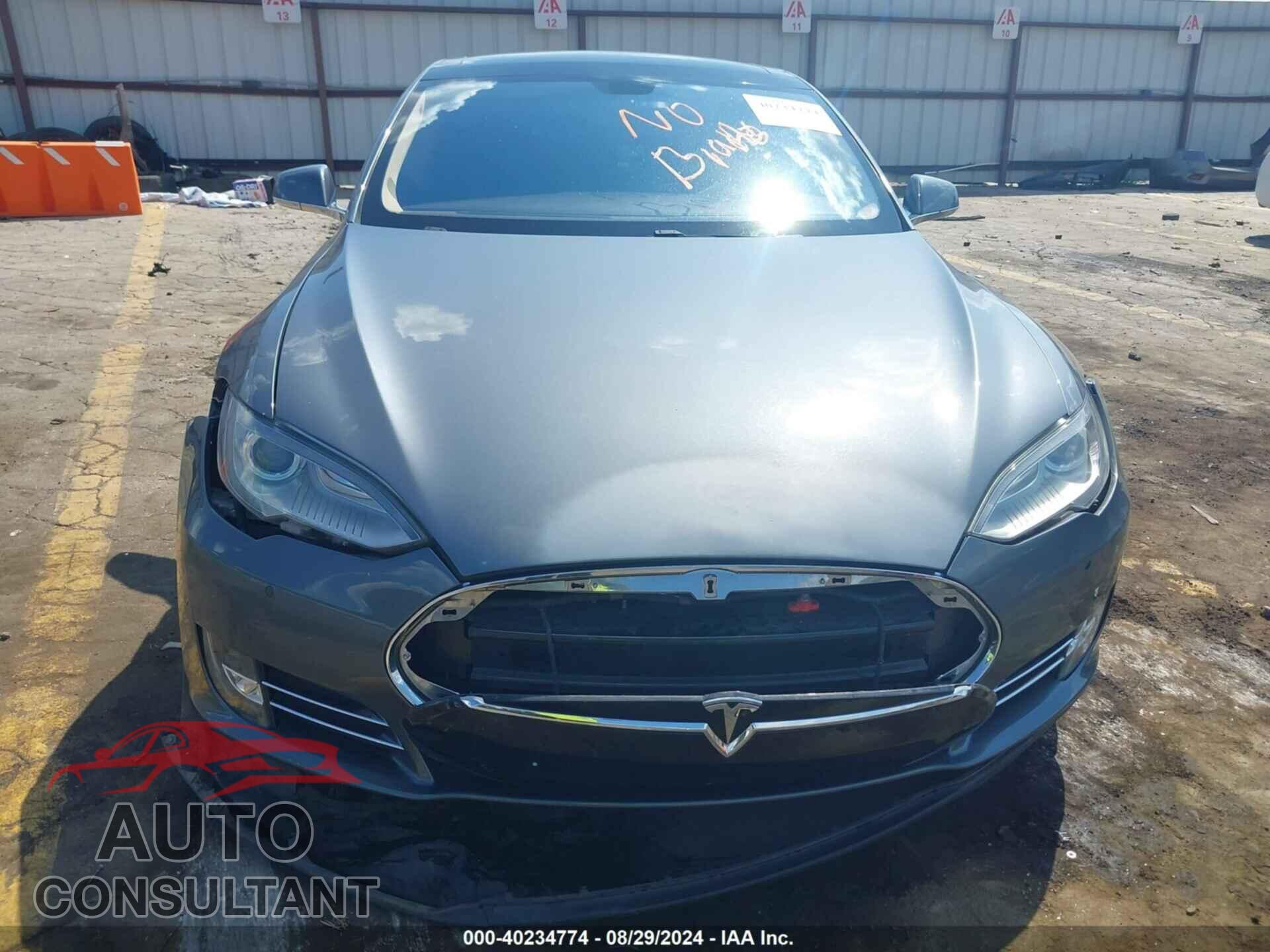 TESLA MODEL S 2013 - 5YJSA1DP6DFP26049