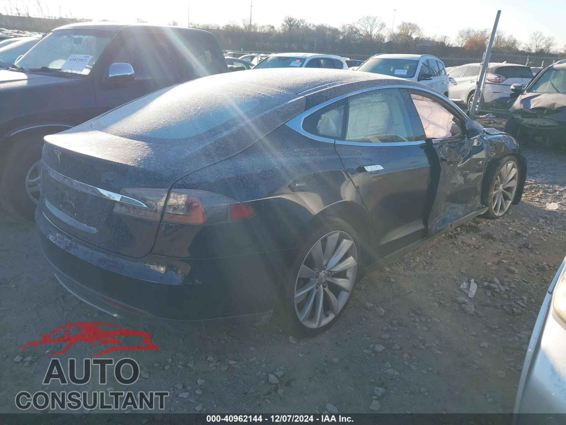 TESLA MODEL S 2014 - 5YJSA1S16EFP49914