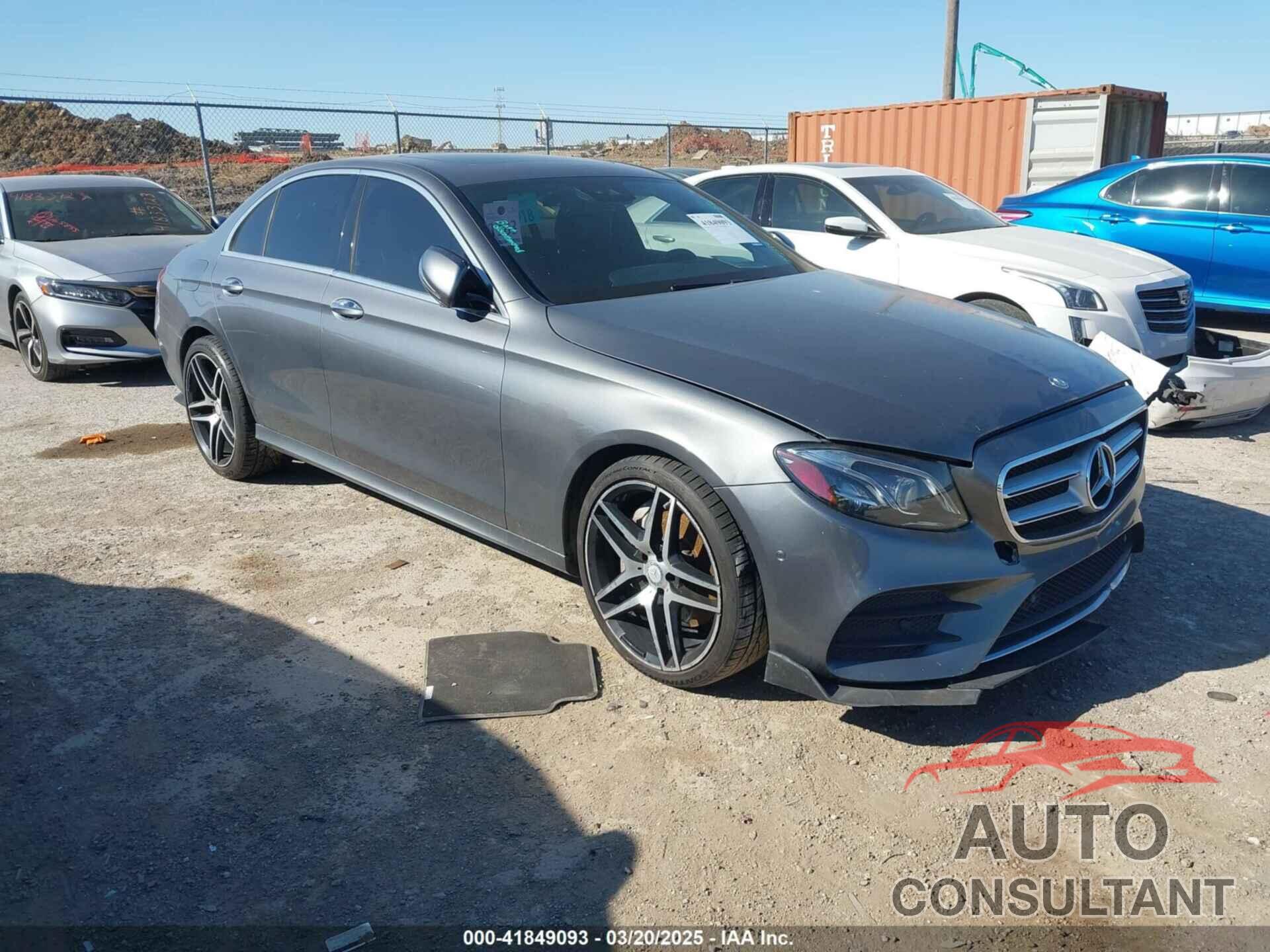 MERCEDES-BENZ E 300 2017 - WDDZF4KB3HA208414