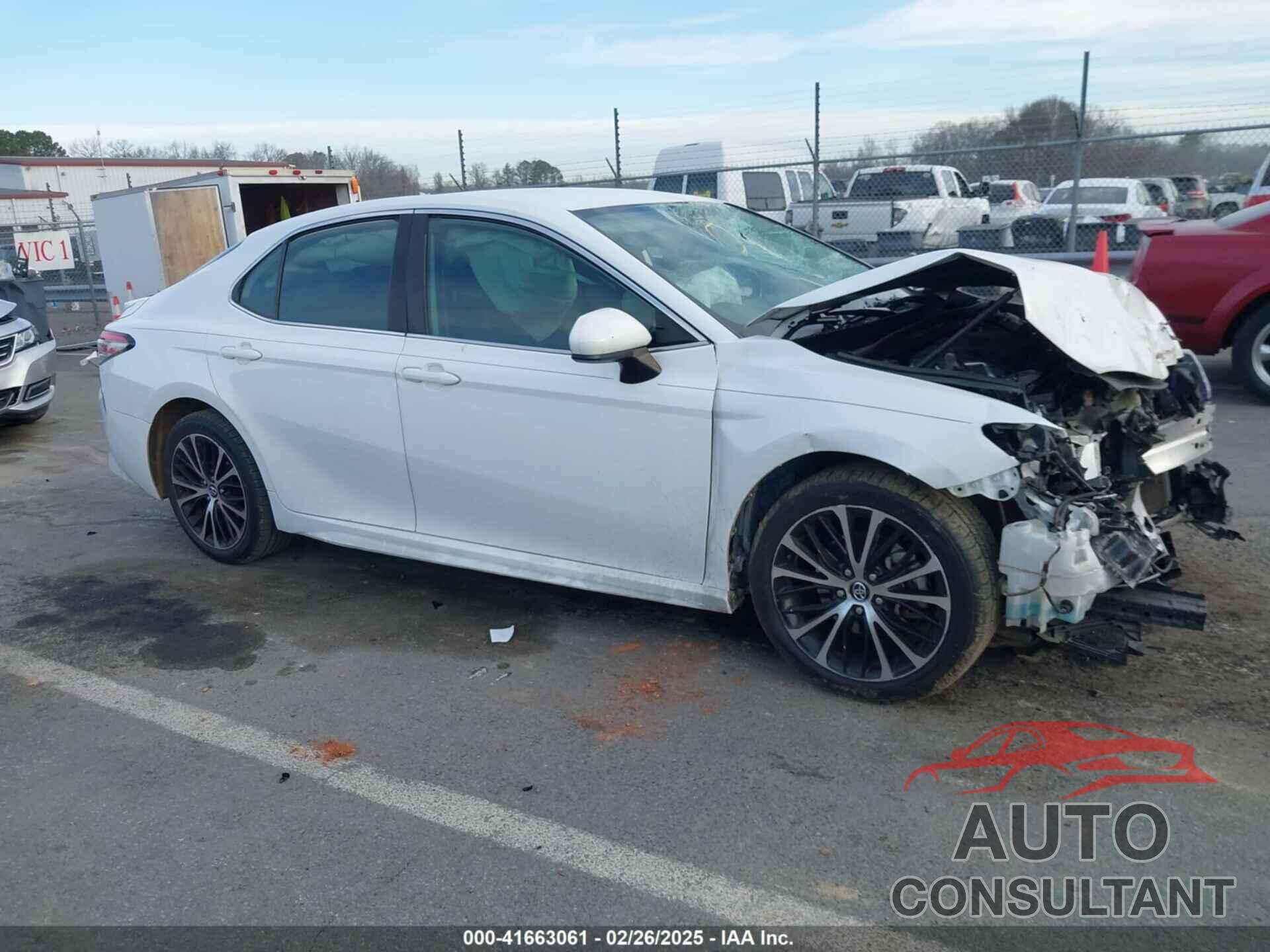 TOYOTA CAMRY 2019 - 4T1B11HK1KU711599