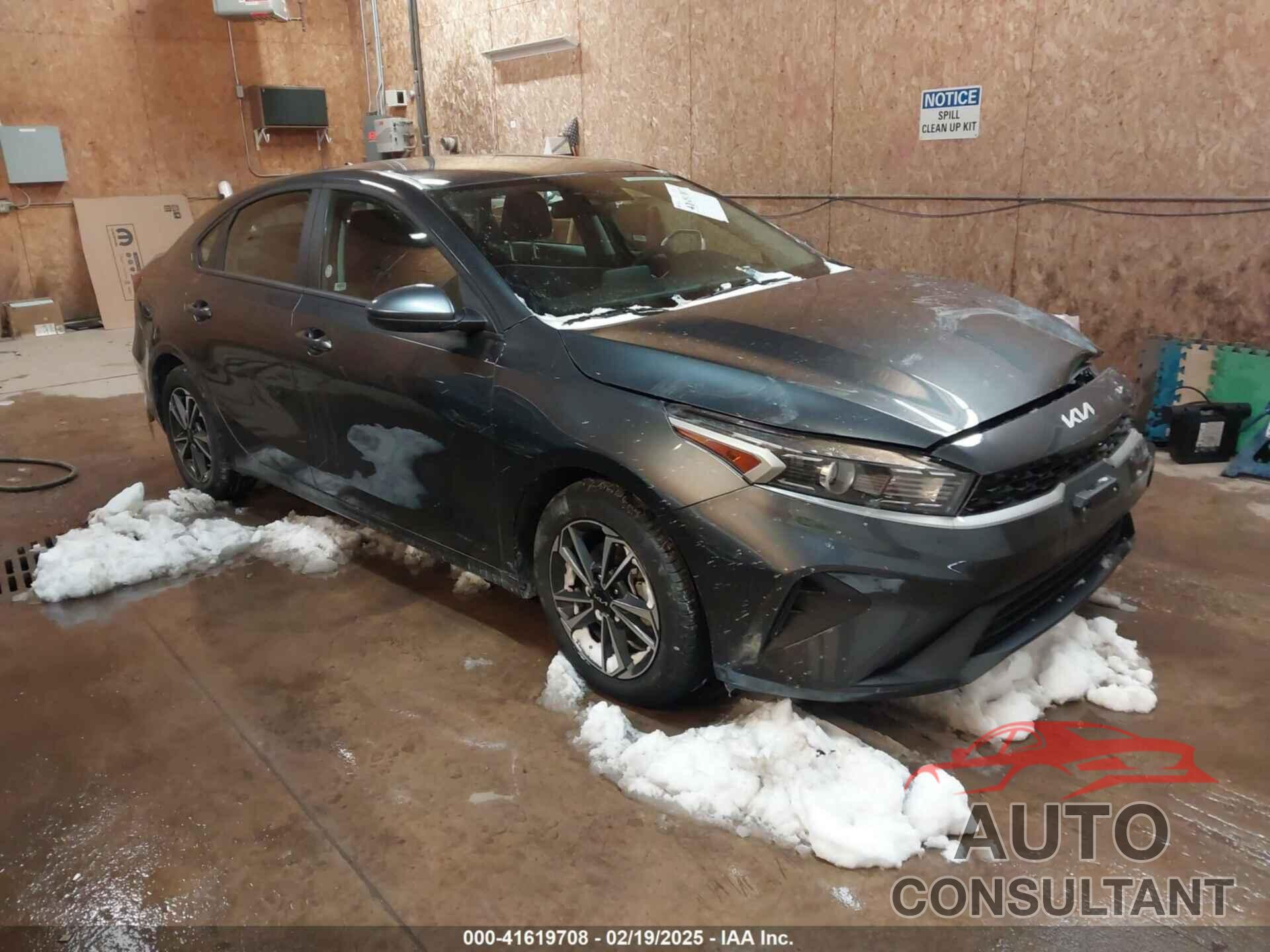 KIA FORTE 2024 - 3KPF24AD3RE809784