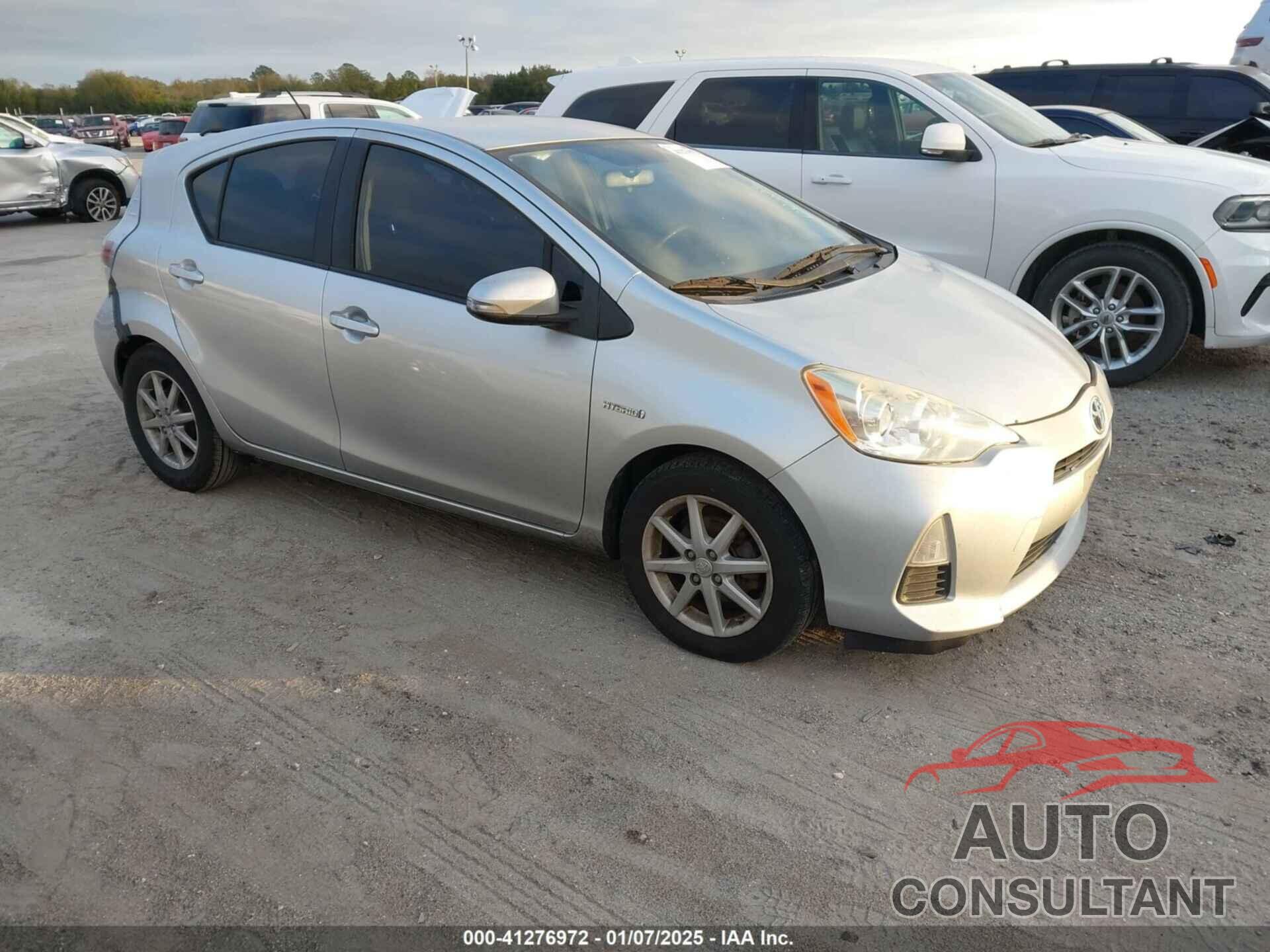 TOYOTA PRIUS C 2013 - JTDKDTB36D1039326